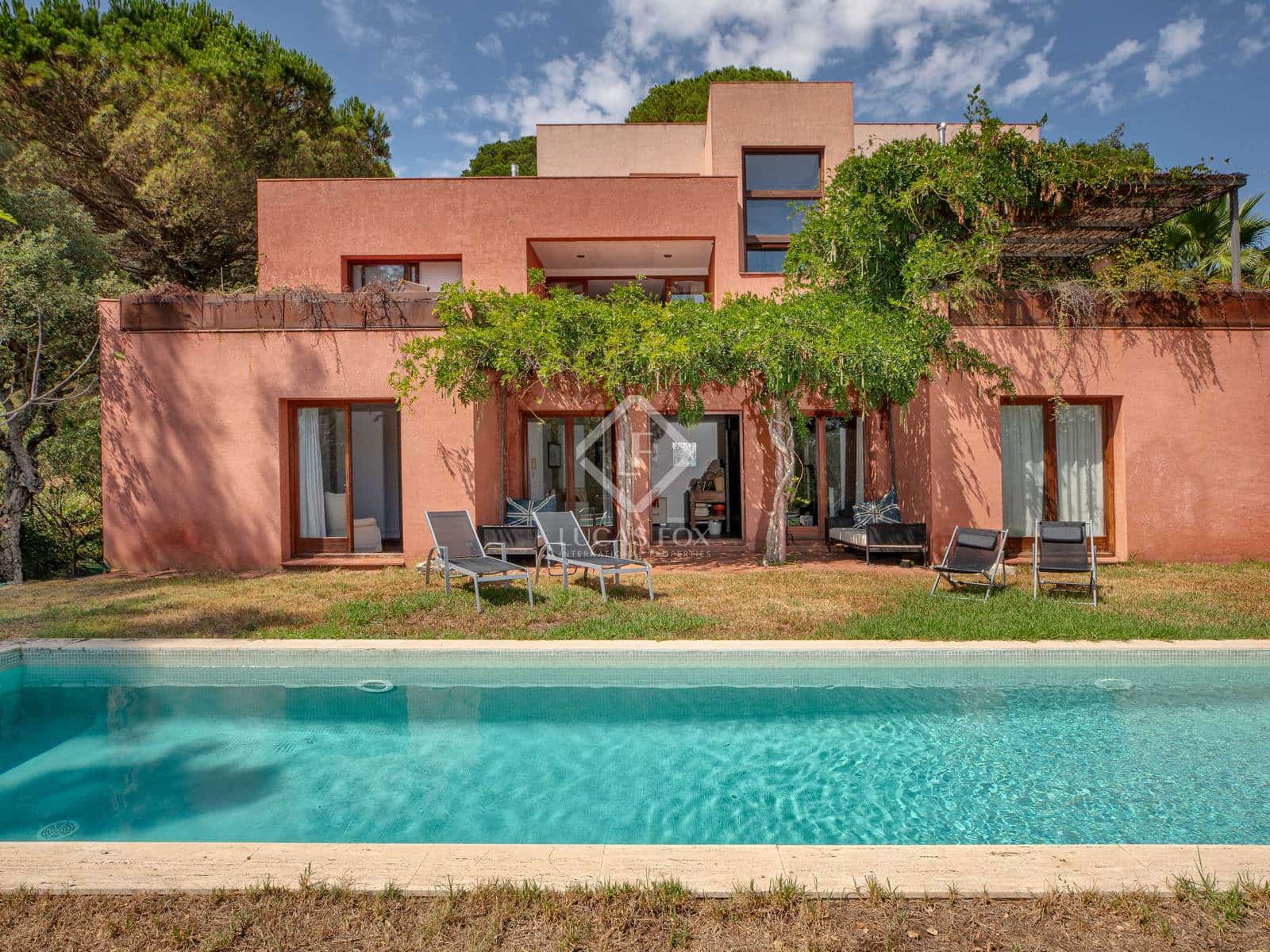 5 bedroom Villa for sale in Santa Cristina d'Aro with pool garage - € 1,695,000 (Ref: 8494344)