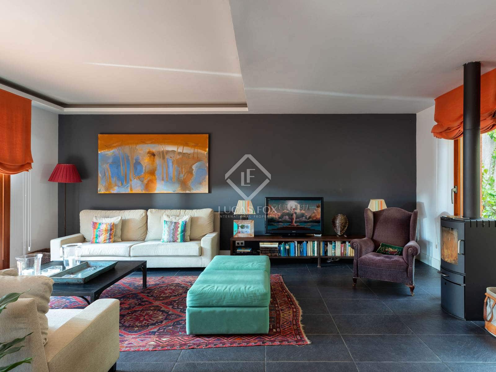 5 bedroom Villa for sale in Santa Cristina d'Aro with pool garage - € 1,695,000 (Ref: 8494344)