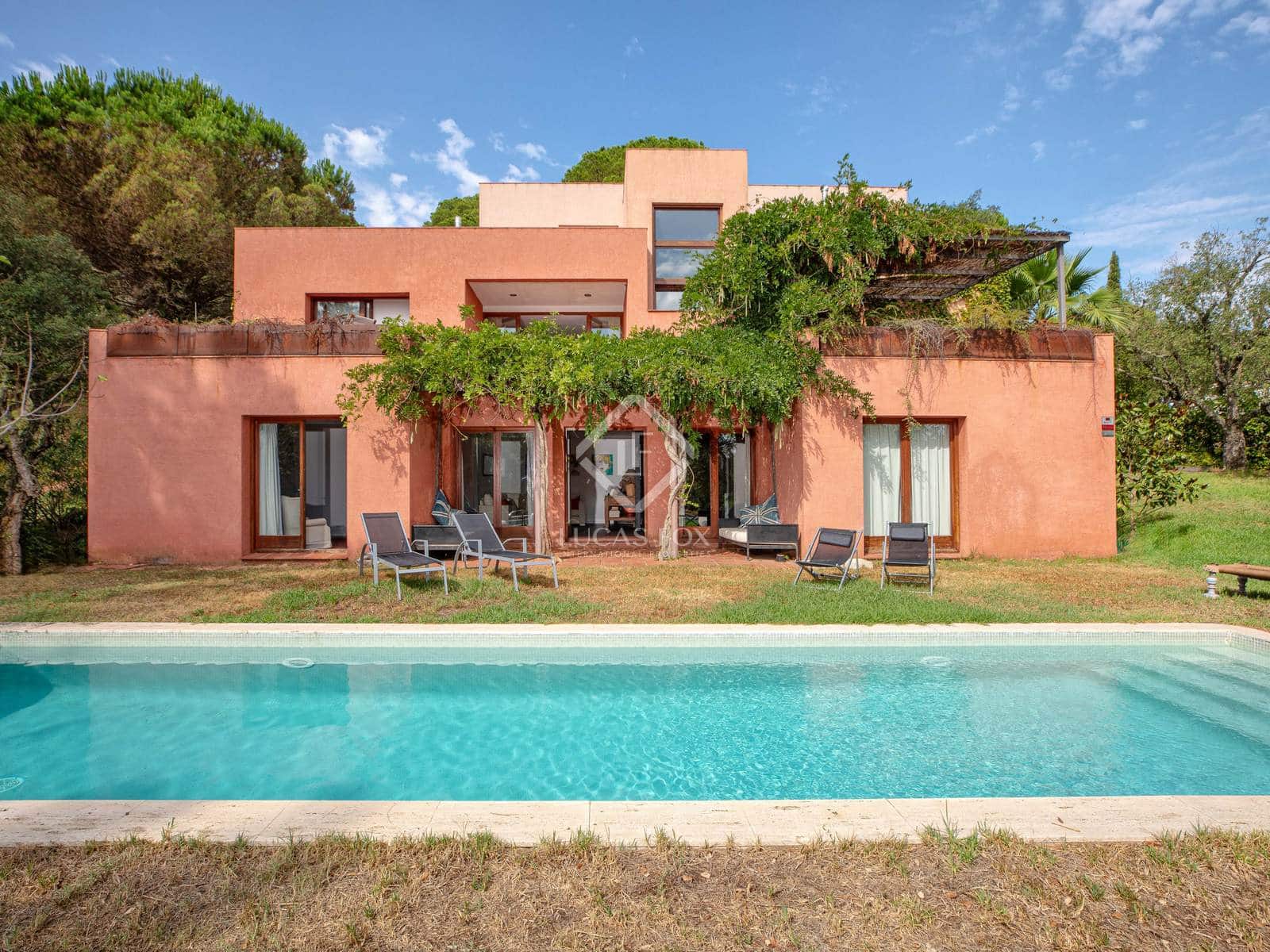 5 bedroom Villa for sale in Santa Cristina d'Aro with pool garage - € 1,695,000 (Ref: 8494344)
