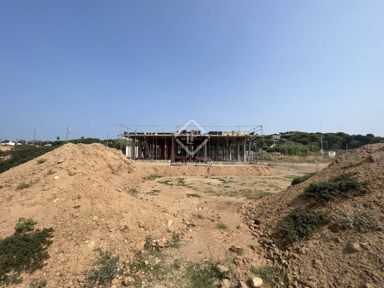 4 soveværelse Villa til salg i S'Agaro med swimmingpool garage - € 1.295.000 (Ref: 8494346)