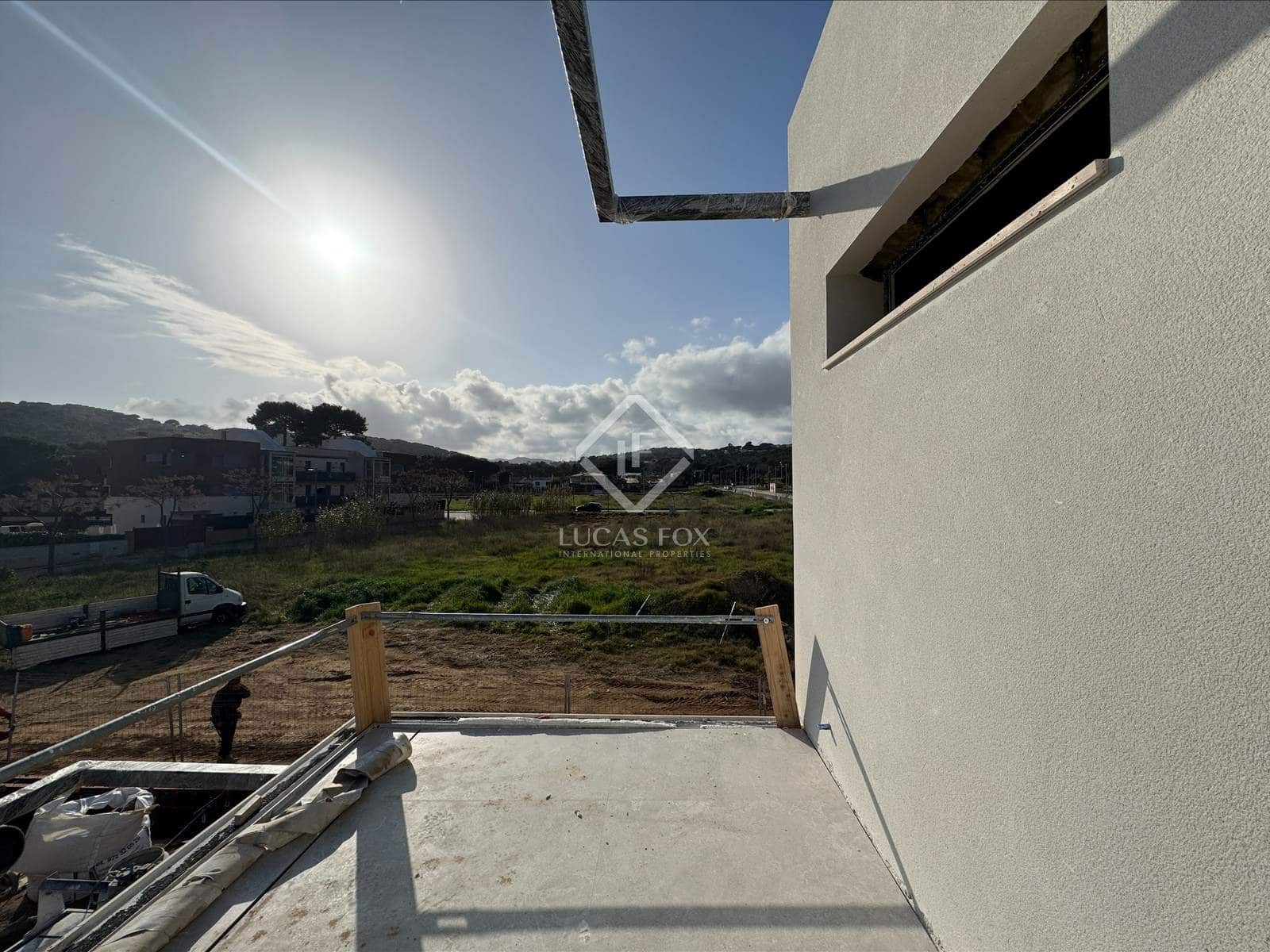 4 soveværelse Villa til salg i S'Agaro med swimmingpool garage - € 1.295.000 (Ref: 8494346)