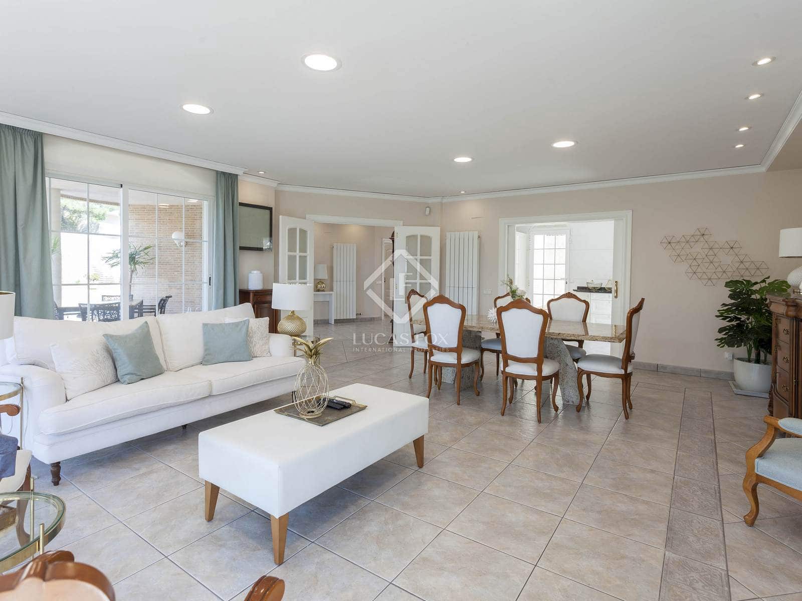 6 soverom Villa til salgs i Cullera med svømmebasseng garasje - € 1 950 000 (Ref: 8498107)