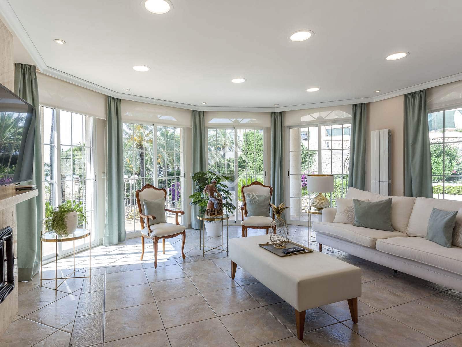 6 soverom Villa til salgs i Cullera med svømmebasseng garasje - € 1 950 000 (Ref: 8498107)