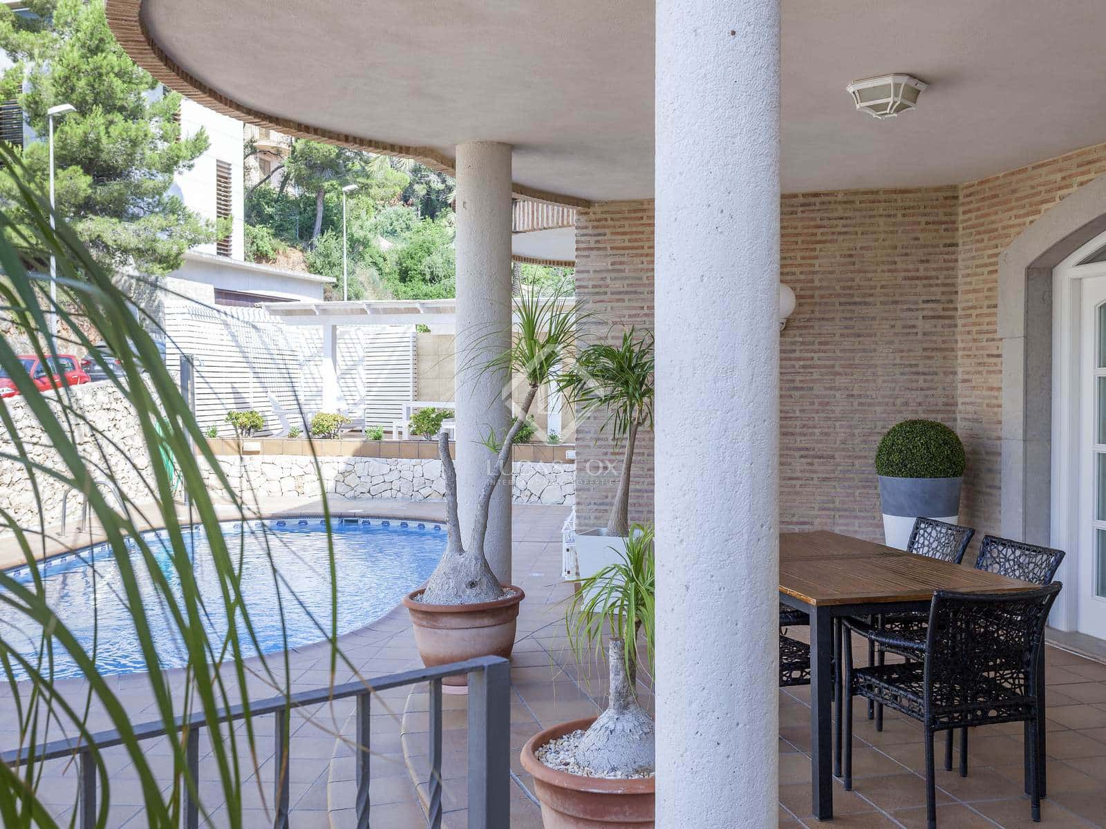 6 soverom Villa til salgs i Cullera med svømmebasseng garasje - € 1 950 000 (Ref: 8498107)