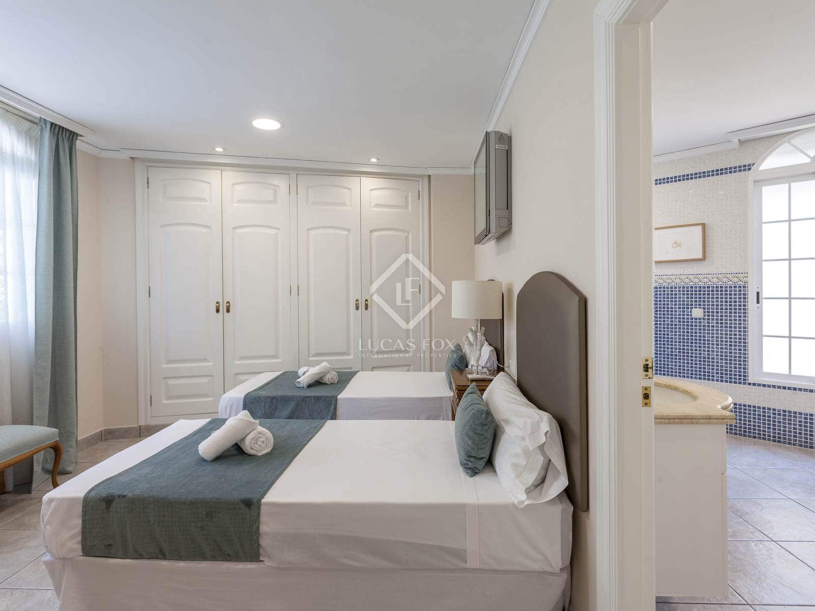 6 soverom Villa til salgs i Cullera med svømmebasseng garasje - € 1 950 000 (Ref: 8498107)