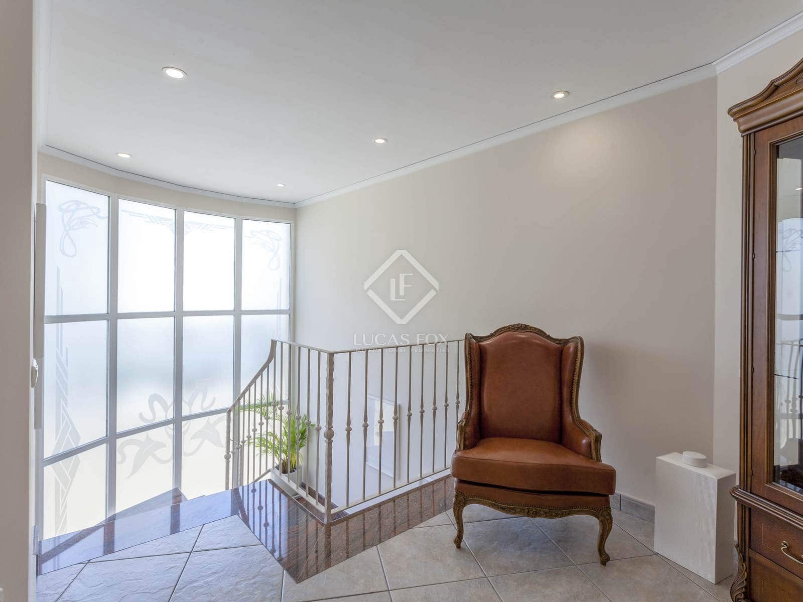 6 soverom Villa til salgs i Cullera med svømmebasseng garasje - € 1 950 000 (Ref: 8498107)