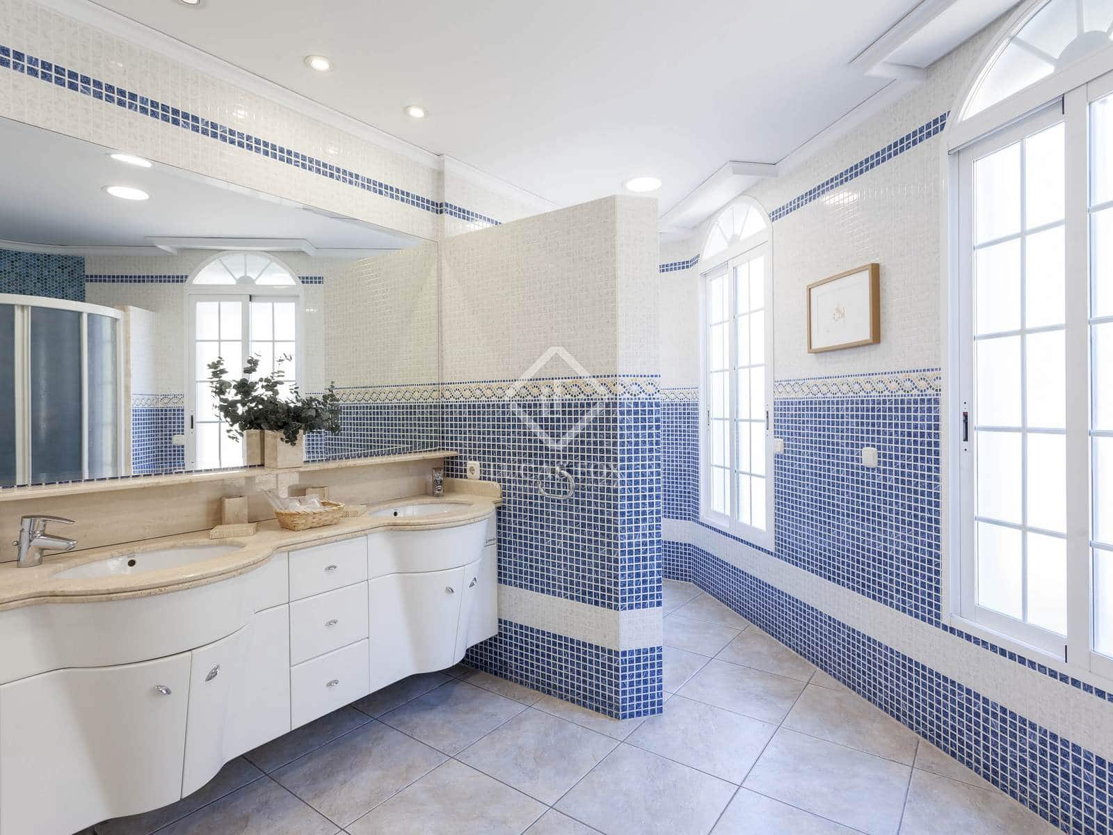 6 soverom Villa til salgs i Cullera med svømmebasseng garasje - € 1 950 000 (Ref: 8498107)