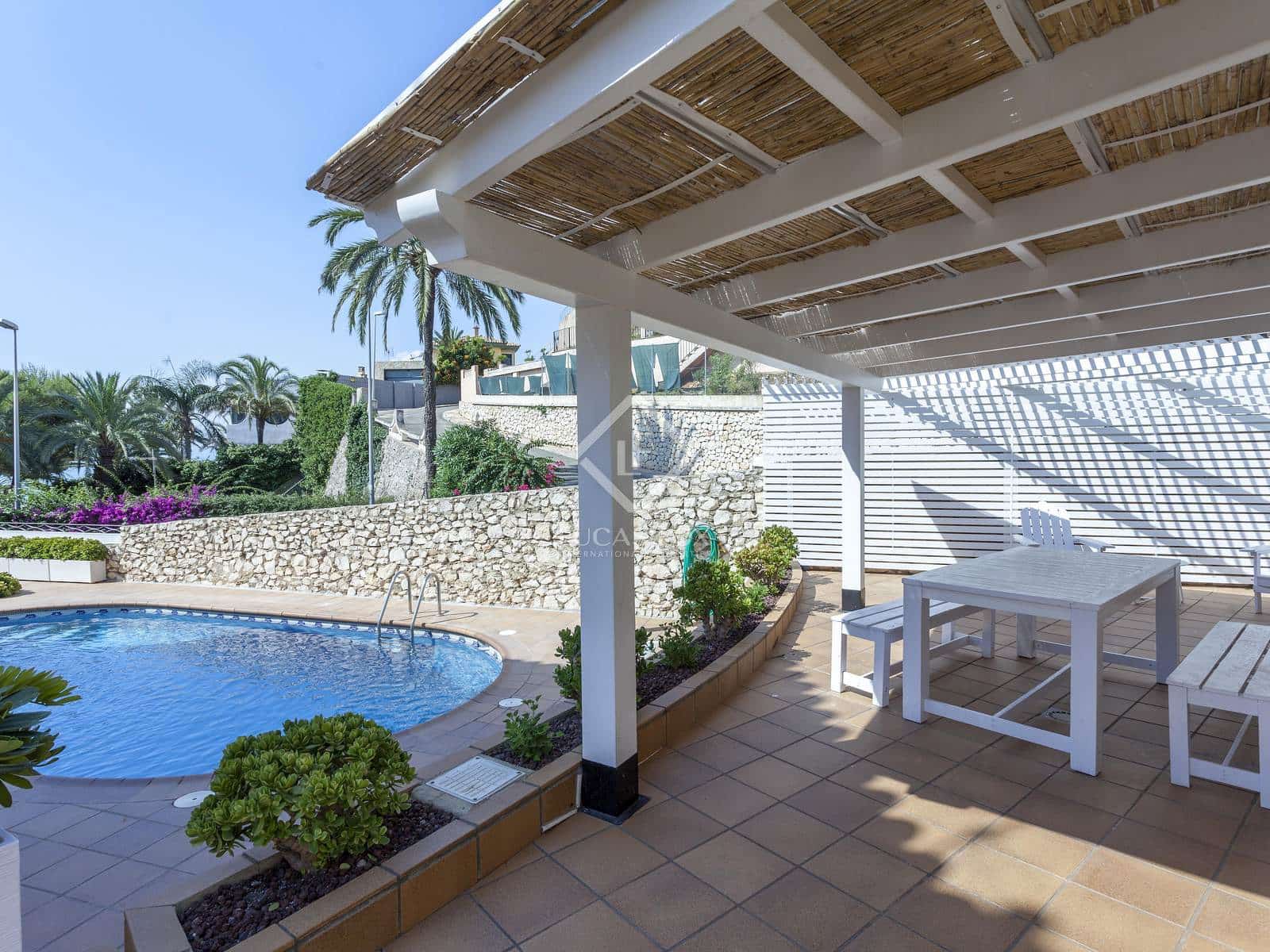 6 soverom Villa til salgs i Cullera med svømmebasseng garasje - € 1 950 000 (Ref: 8498107)