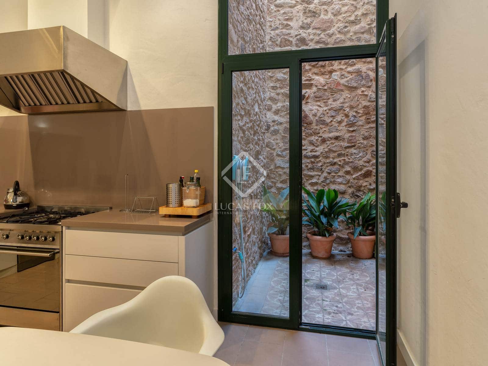 4 slaapkamer Villa te koop in Sant Feliu de Guixols met garage - € 900.000 (Ref: 8499142)