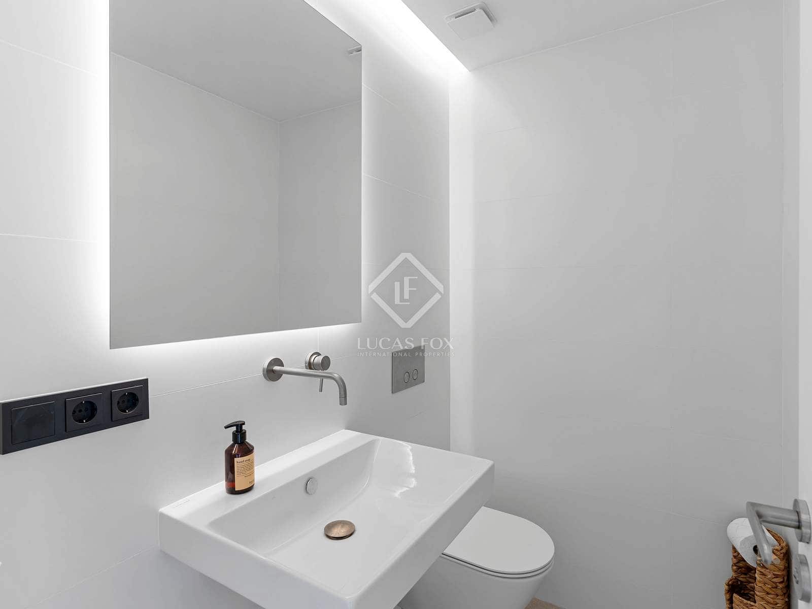 2 slaapkamer Appartement te koop in Palma de Mallorca met zwembad garage - € 930.000 (Ref: 8499637)