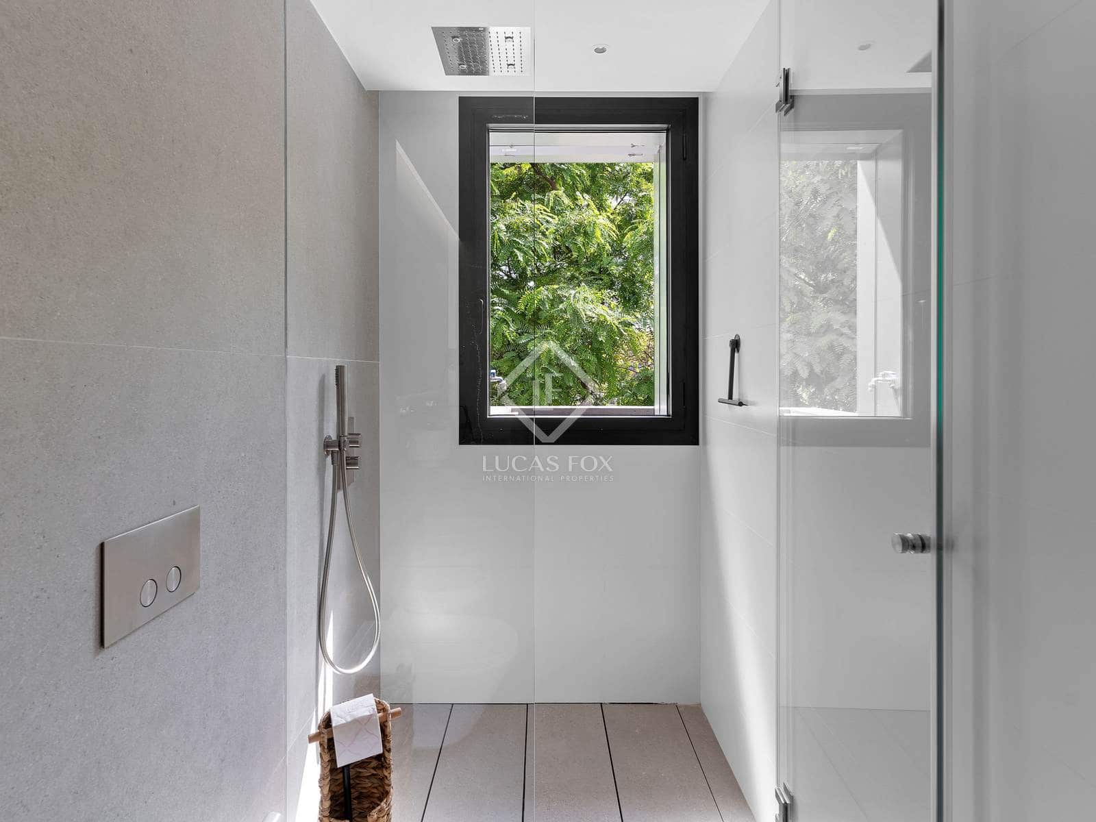 2 slaapkamer Appartement te koop in Palma de Mallorca met zwembad garage - € 930.000 (Ref: 8499637)