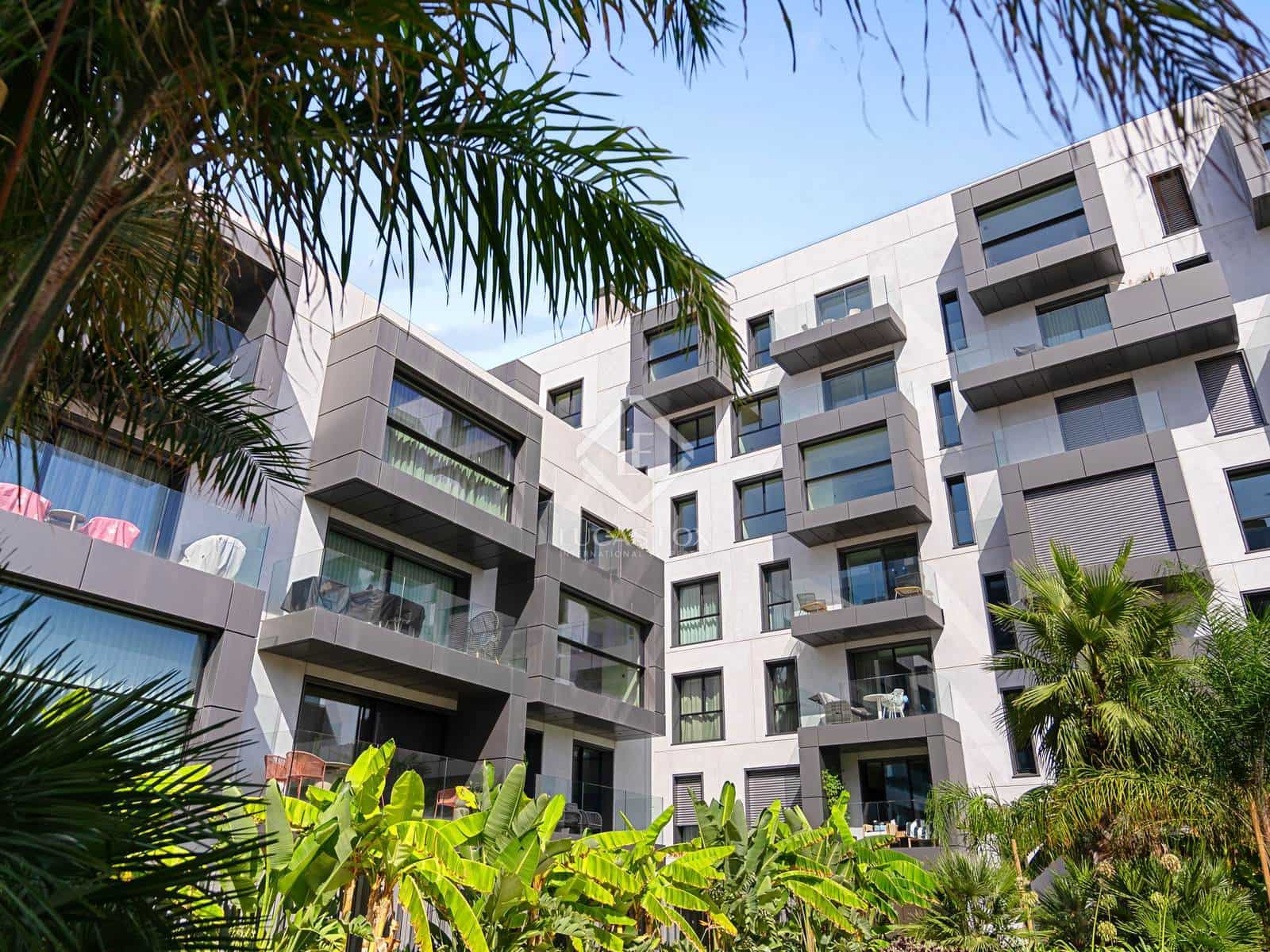 2 slaapkamer Appartement te koop in Palma de Mallorca met zwembad garage - € 930.000 (Ref: 8499637)