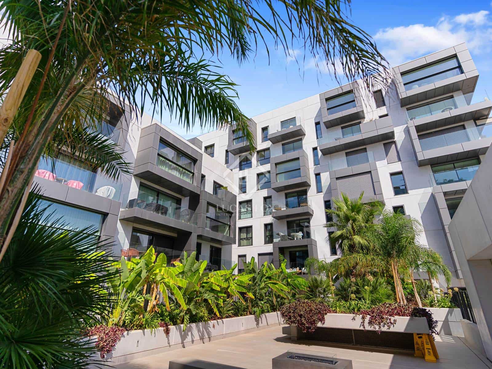 2 slaapkamer Appartement te koop in Palma de Mallorca met zwembad garage - € 930.000 (Ref: 8499637)