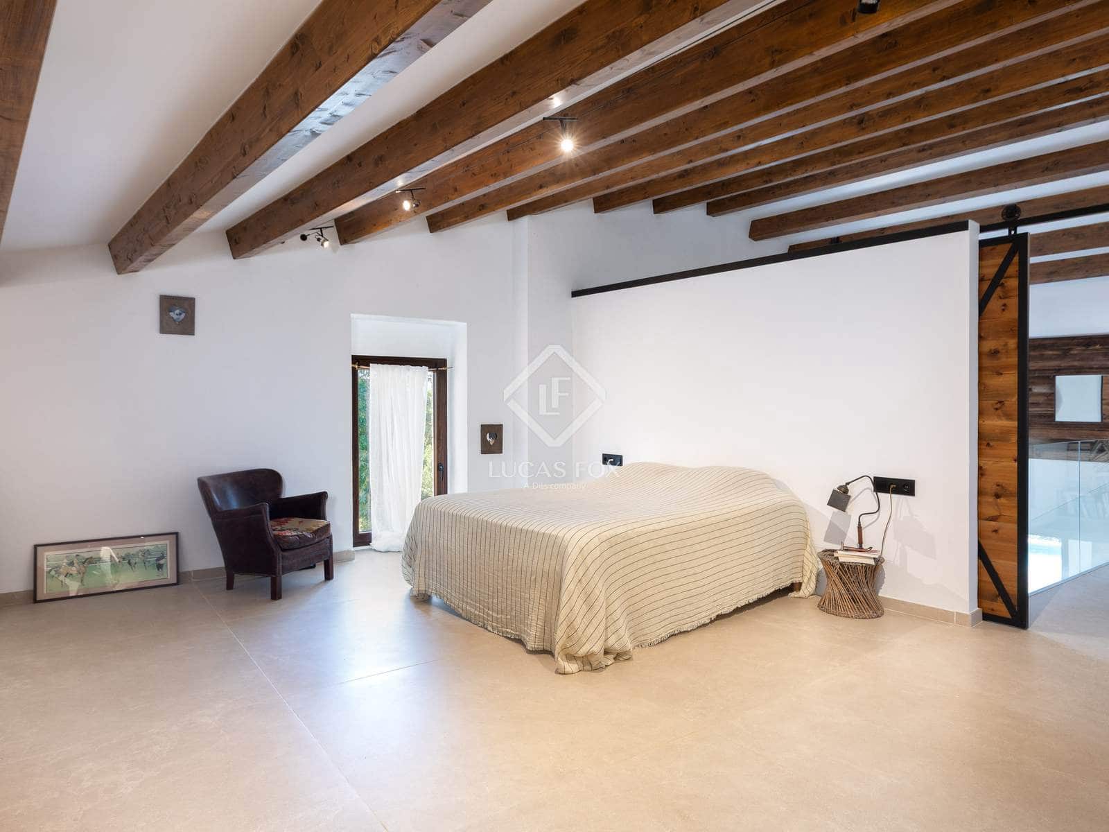 4 soveværelse Villa til salg i Santa Cristina d'Aro med swimmingpool garage - € 1.880.000 (Ref: 8500625)