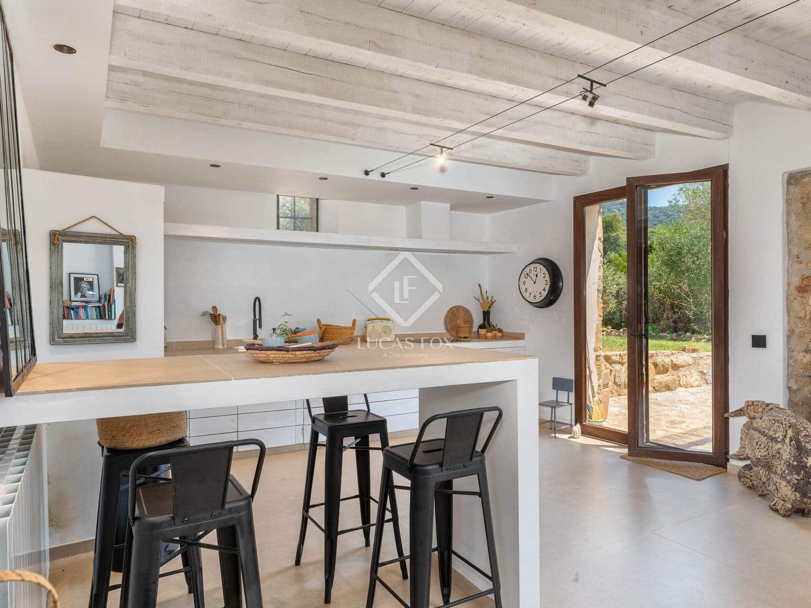 4 soveværelse Villa til salg i Santa Cristina d'Aro med swimmingpool garage - € 1.880.000 (Ref: 8500625)