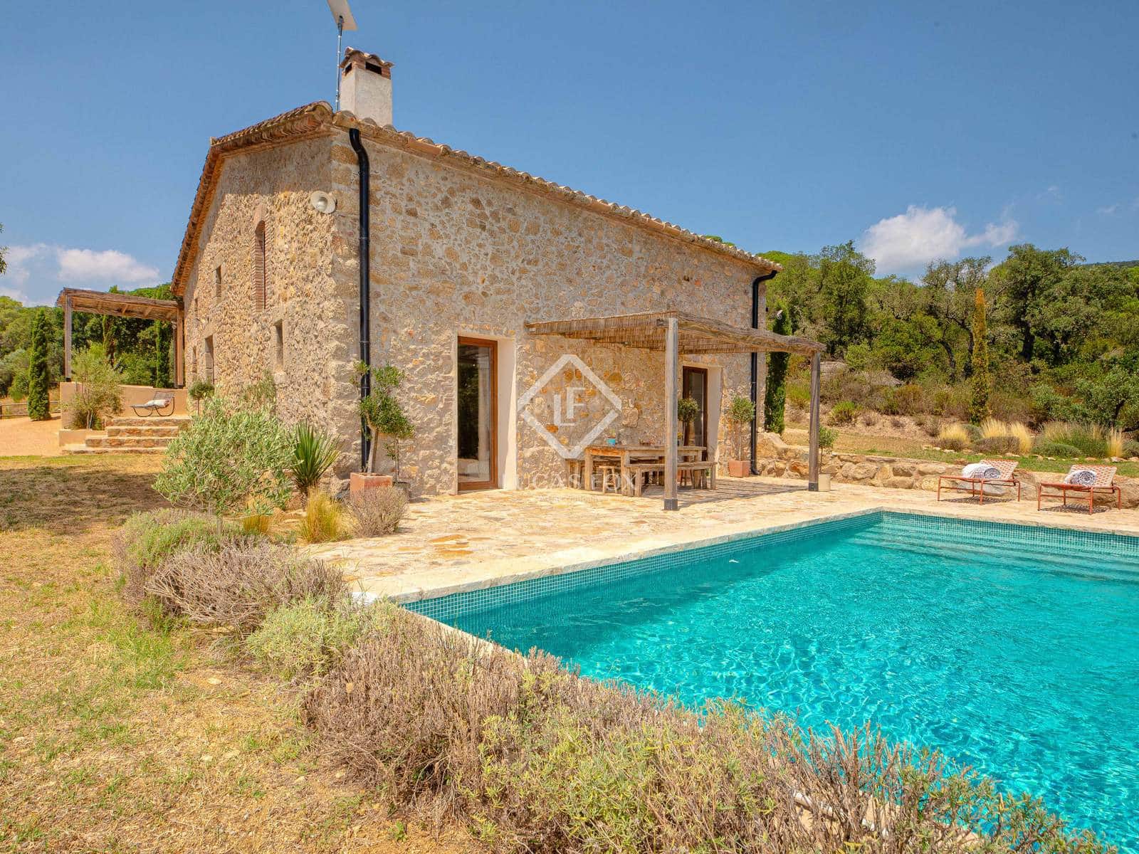 4 soveværelse Villa til salg i Santa Cristina d'Aro med swimmingpool garage - € 1.880.000 (Ref: 8500625)