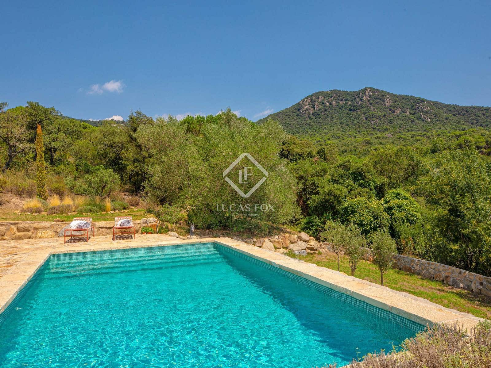 4 soveværelse Villa til salg i Santa Cristina d'Aro med swimmingpool garage - € 1.880.000 (Ref: 8500625)