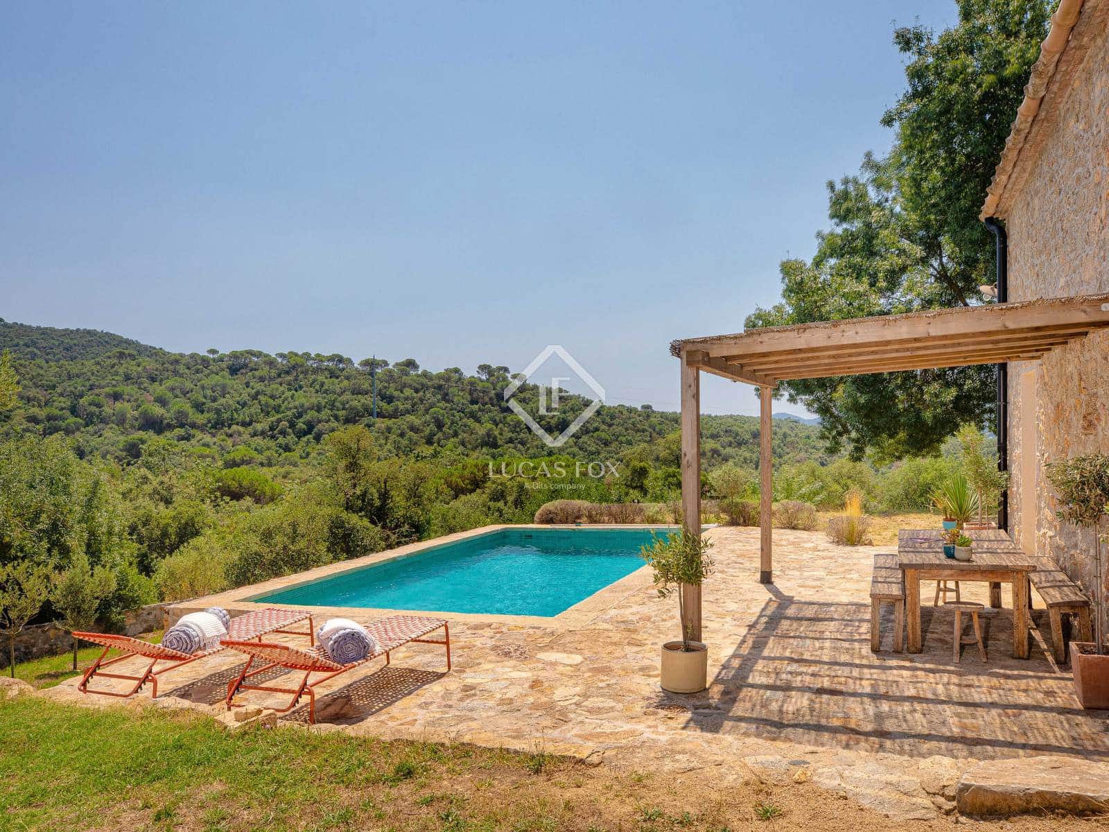 4 soveværelse Villa til salg i Santa Cristina d'Aro med swimmingpool garage - € 1.880.000 (Ref: 8500625)