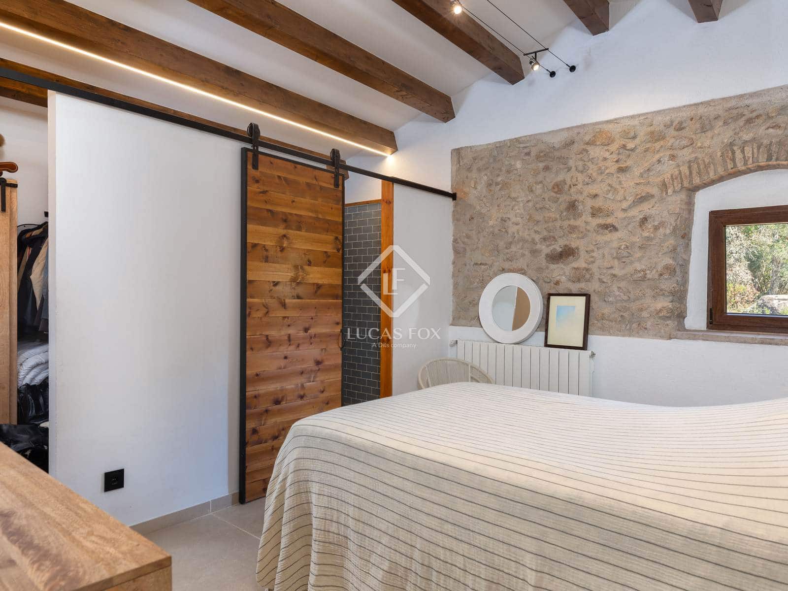 4 soveværelse Villa til salg i Santa Cristina d'Aro med swimmingpool garage - € 1.880.000 (Ref: 8500625)