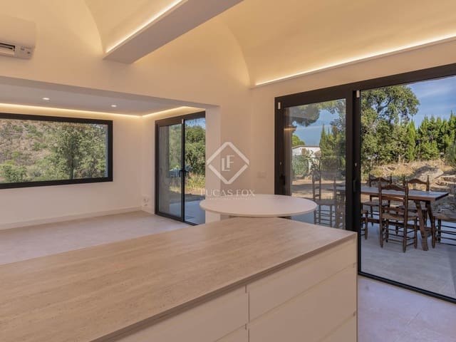 5 slaapkamer Villa te koop in Platja d'Aro, Castell-Platja d'Aro - € 720.000 (Ref: 8505094)