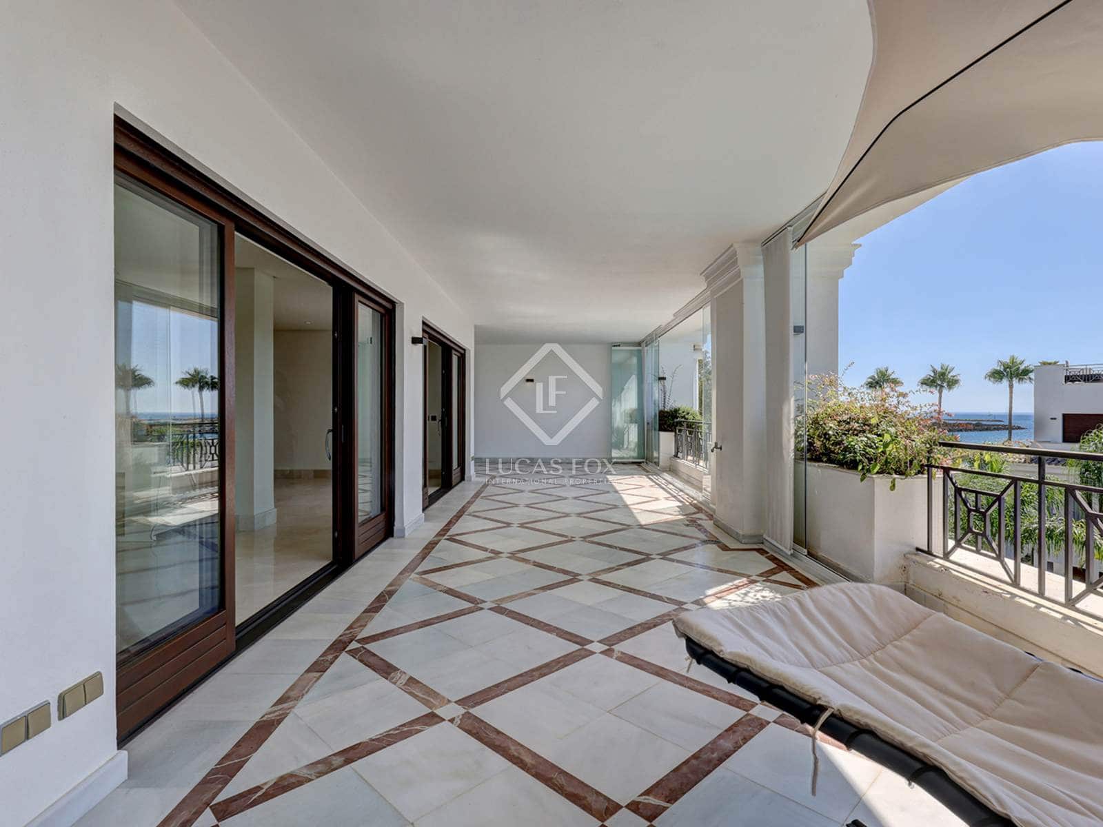 Apartamento de 5 habitaciones en Estepona en venta con piscina garaje - 2.100.000 € (Ref: 8505168)