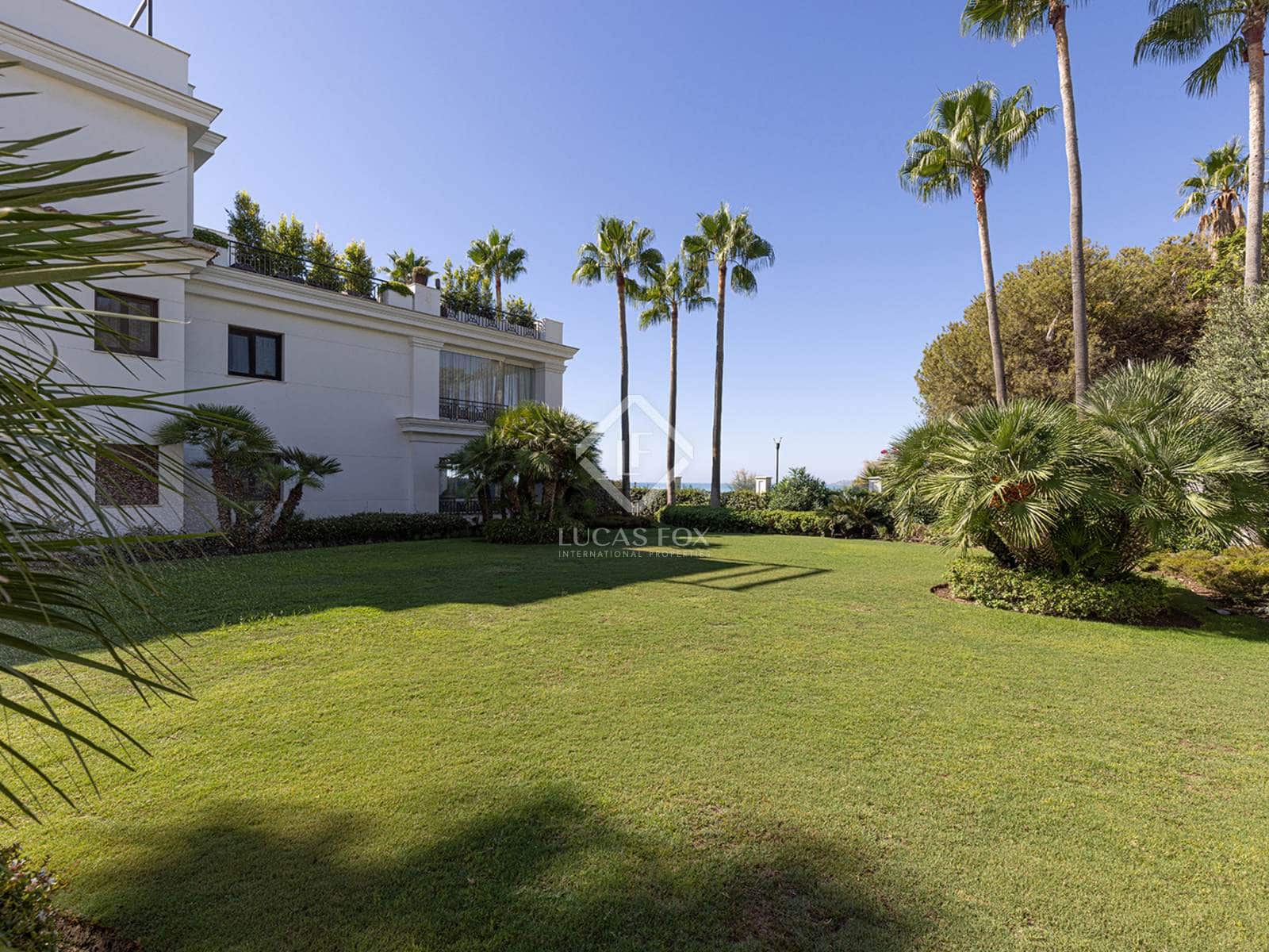 Apartamento de 5 habitaciones en Estepona en venta con piscina garaje - 2.100.000 € (Ref: 8505168)