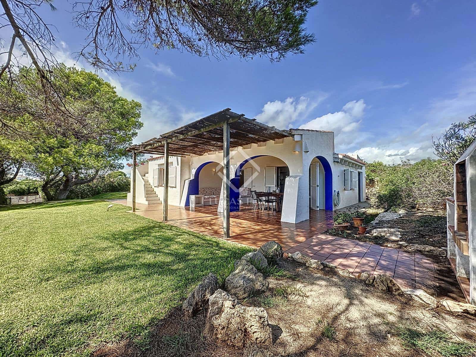 3 soveværelse Villa til salg i Binidali med swimmingpool garage - € 1.913.710 (Ref: 8509254)