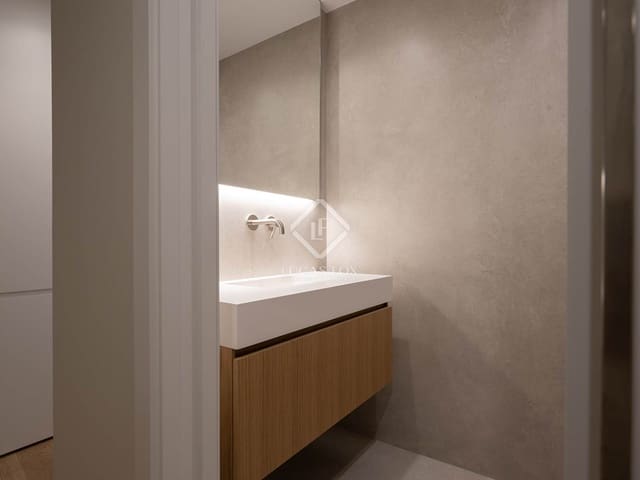 4 bedroom Apartment for sale in Vigo with garage - € 880,000 (Ref: 8518568)