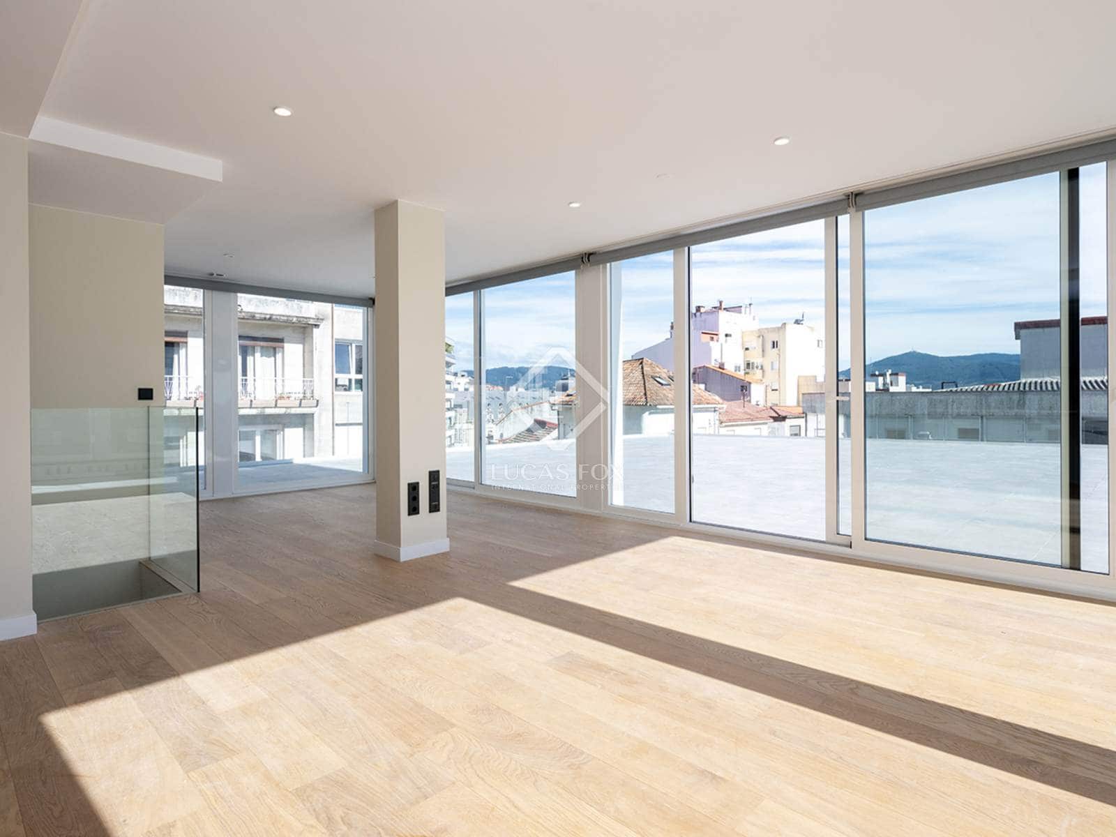 3 soveværelse Penthouse til salg i Vigo med garage - € 1.250.000 (Ref: 8518569)