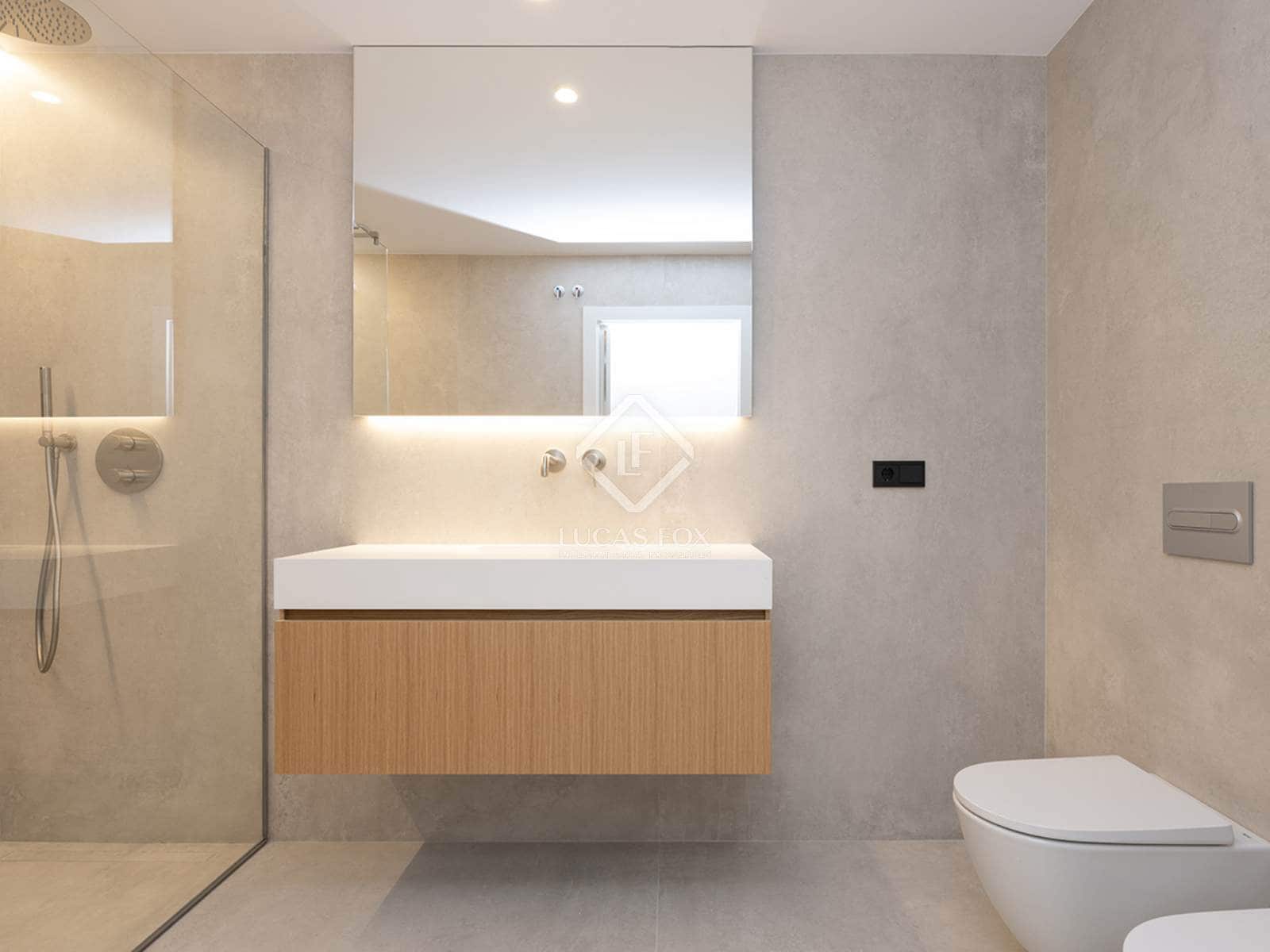 3 bedroom Apartment for sale in Vigo with garage - € 830,000 (Ref: 8518572)