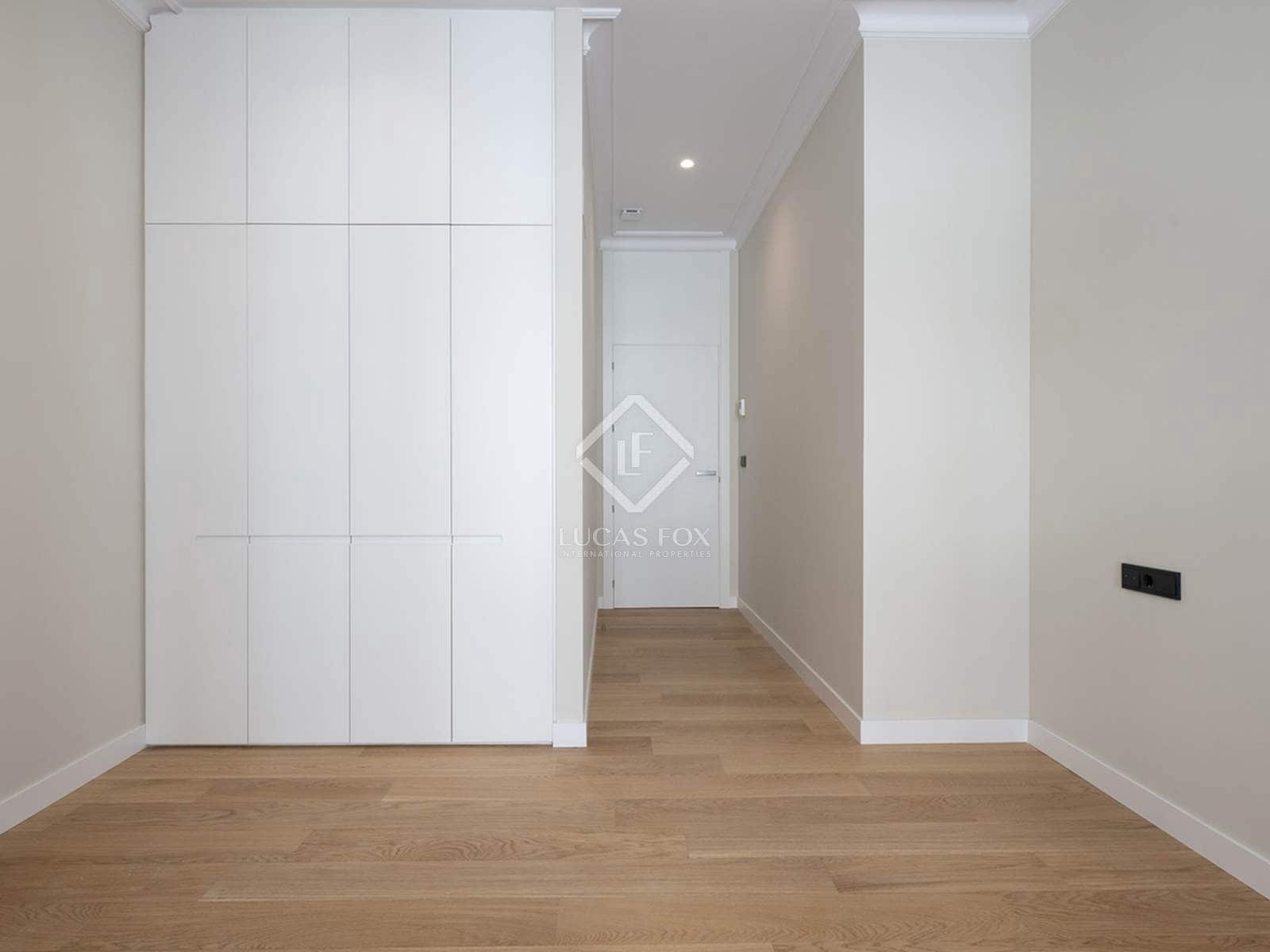 3 bedroom Apartment for sale in Vigo with garage - € 830,000 (Ref: 8518572)