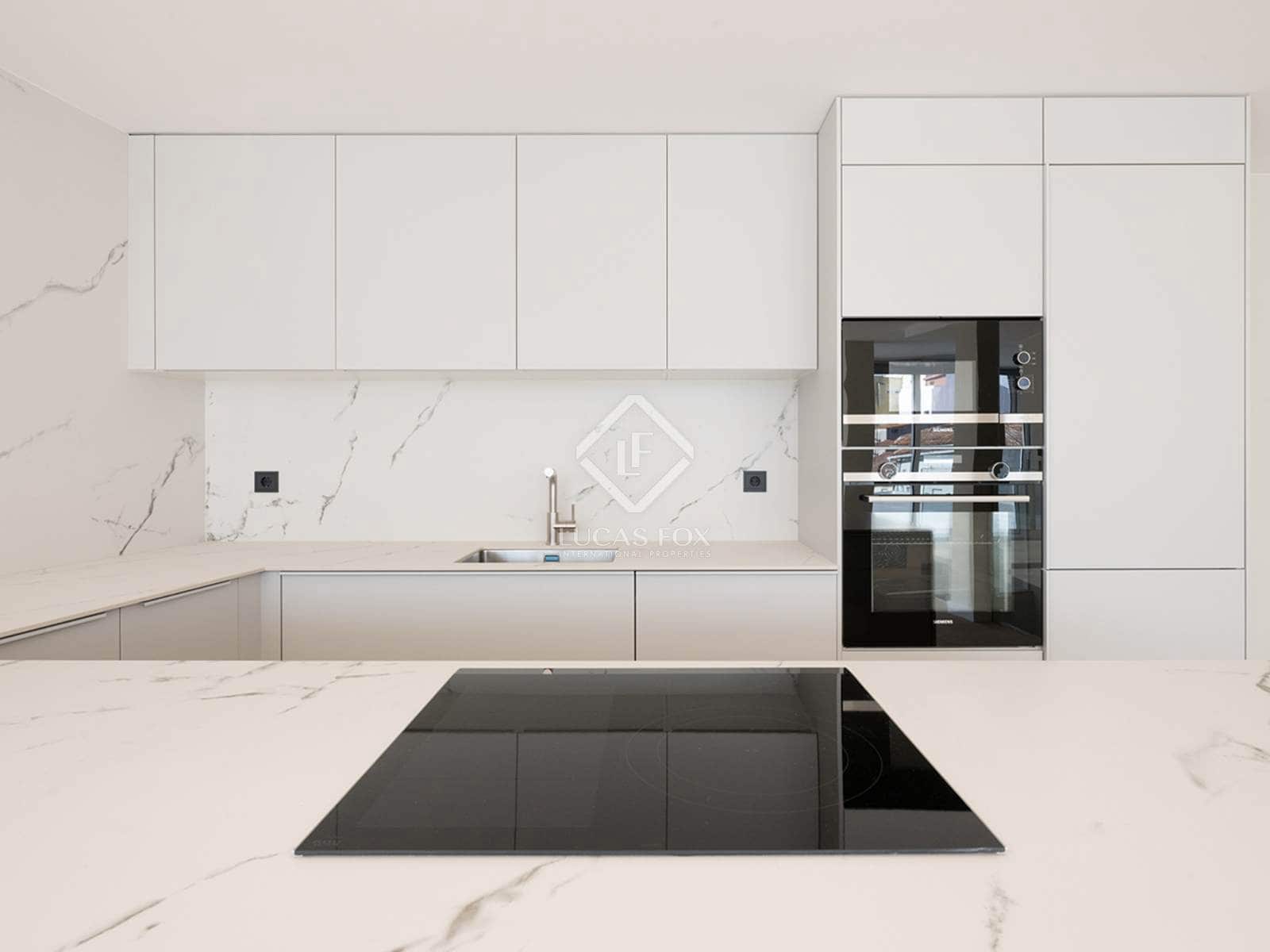 3 bedroom Apartment for sale in Vigo with garage - € 830,000 (Ref: 8518572)