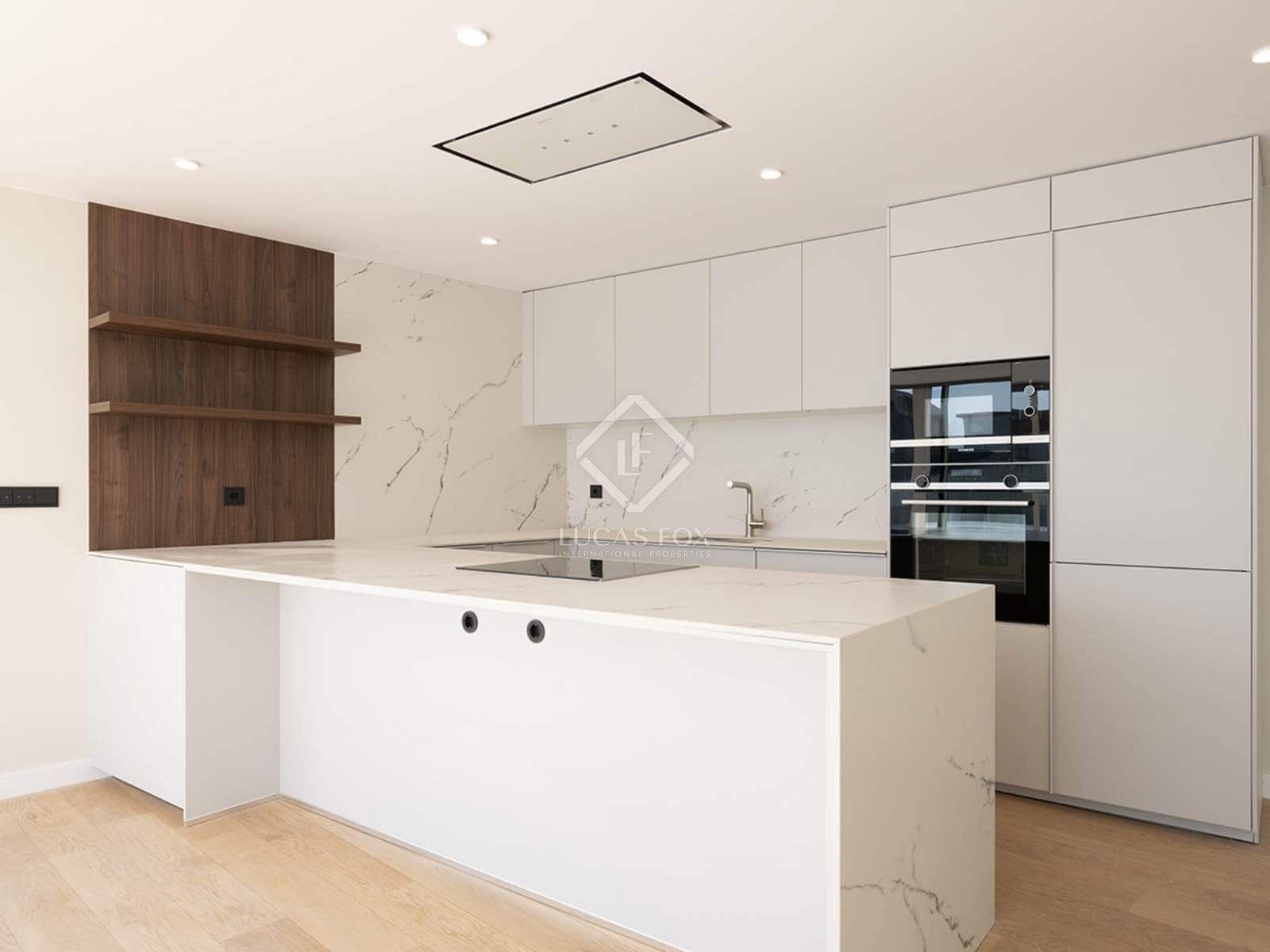 3 bedroom Apartment for sale in Vigo with garage - € 830,000 (Ref: 8518572)