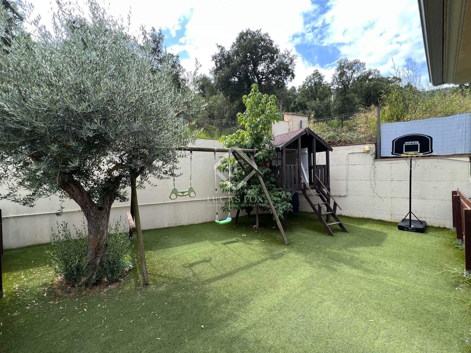 4 chambre Villa/Maison à vendre à Platja d'Aro avec piscine garage - 749 000 € (Ref: 8519742)