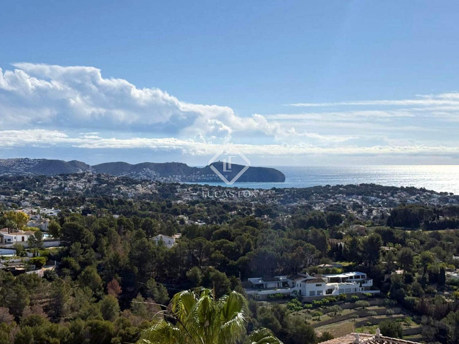 4 makuuhuone Huvila myytävänä paikassa Benissa mukana uima-altaan 
autotalli - 3 900 000 € (Ref: 8520711)