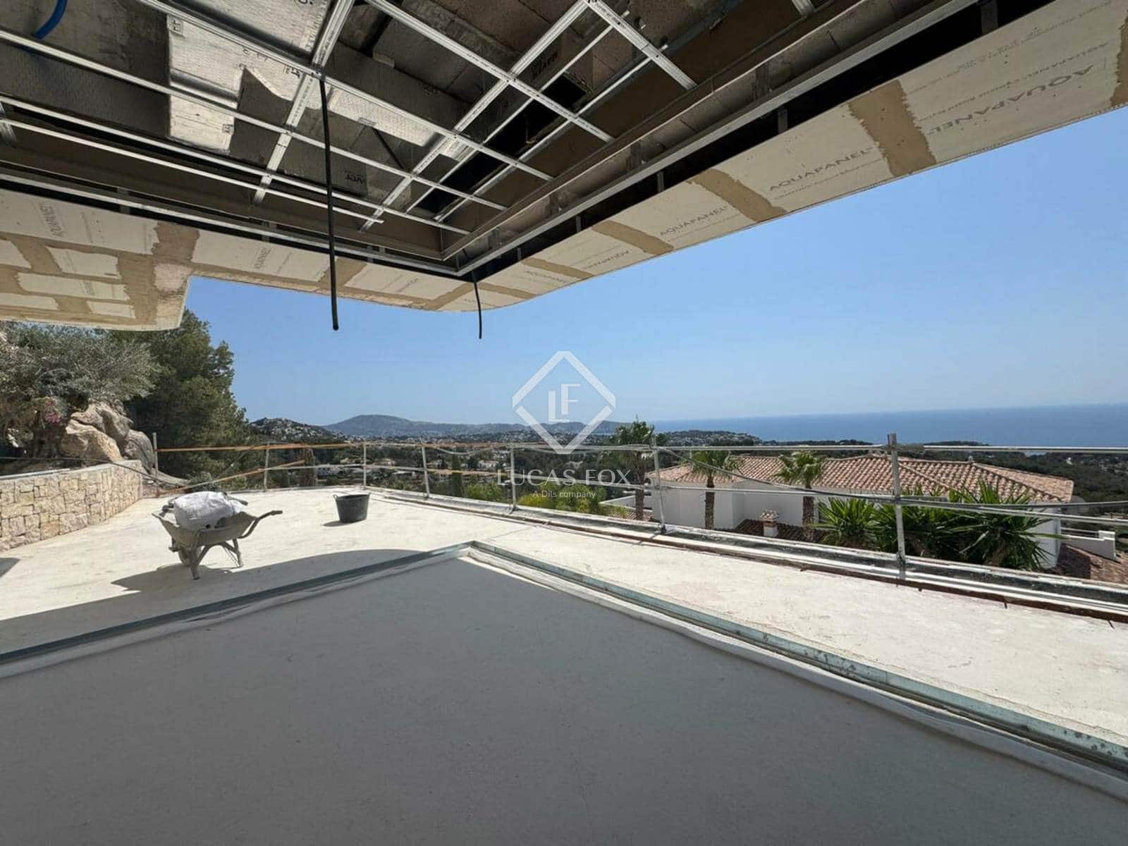 4 makuuhuone Huvila myytävänä paikassa Benissa mukana uima-altaan 
autotalli - 3 900 000 € (Ref: 8520711)