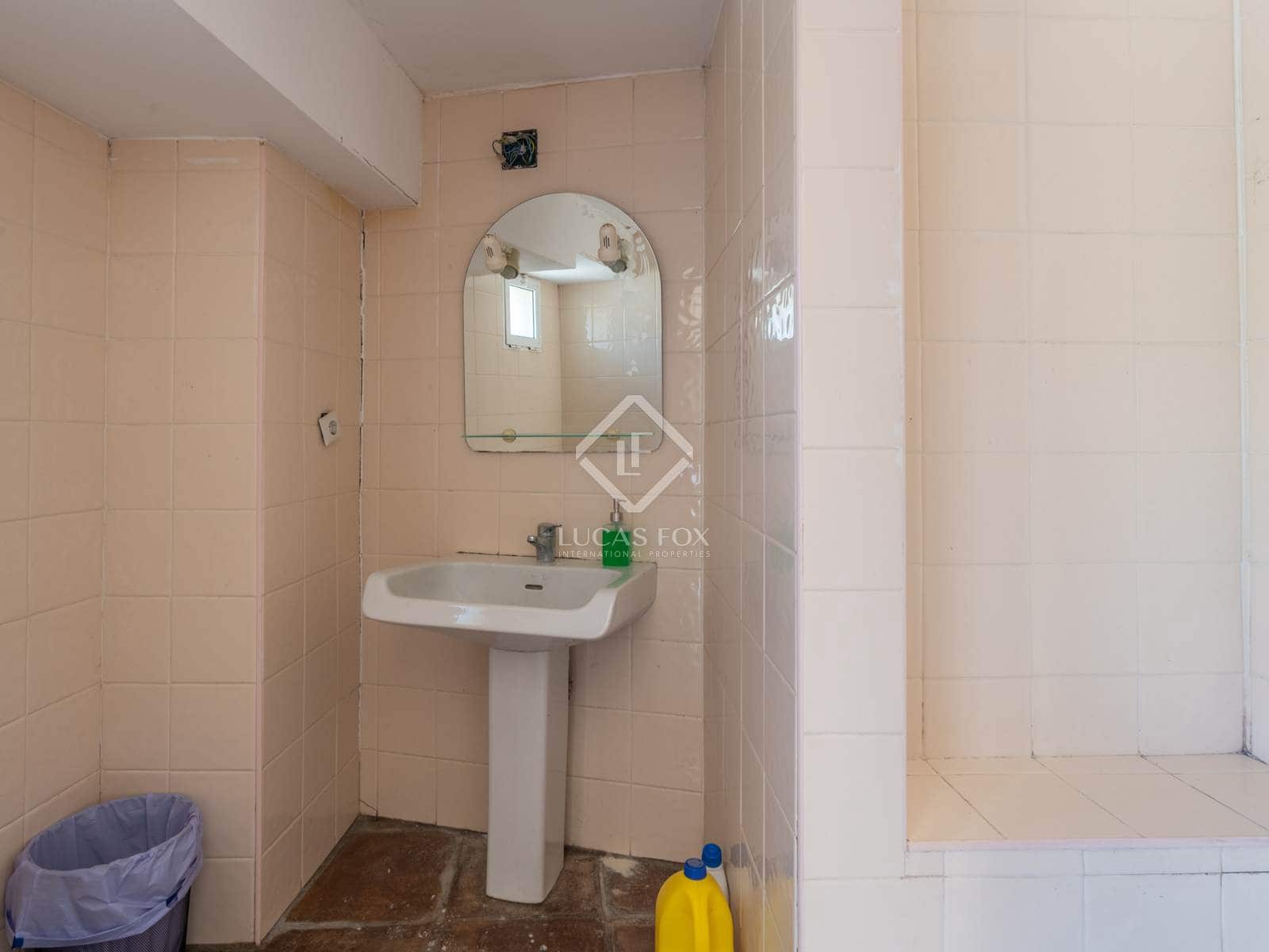 7 bedroom Villa for sale in Las Lagunas de Mijas with pool - € 1,000,000 (Ref: 8520712)