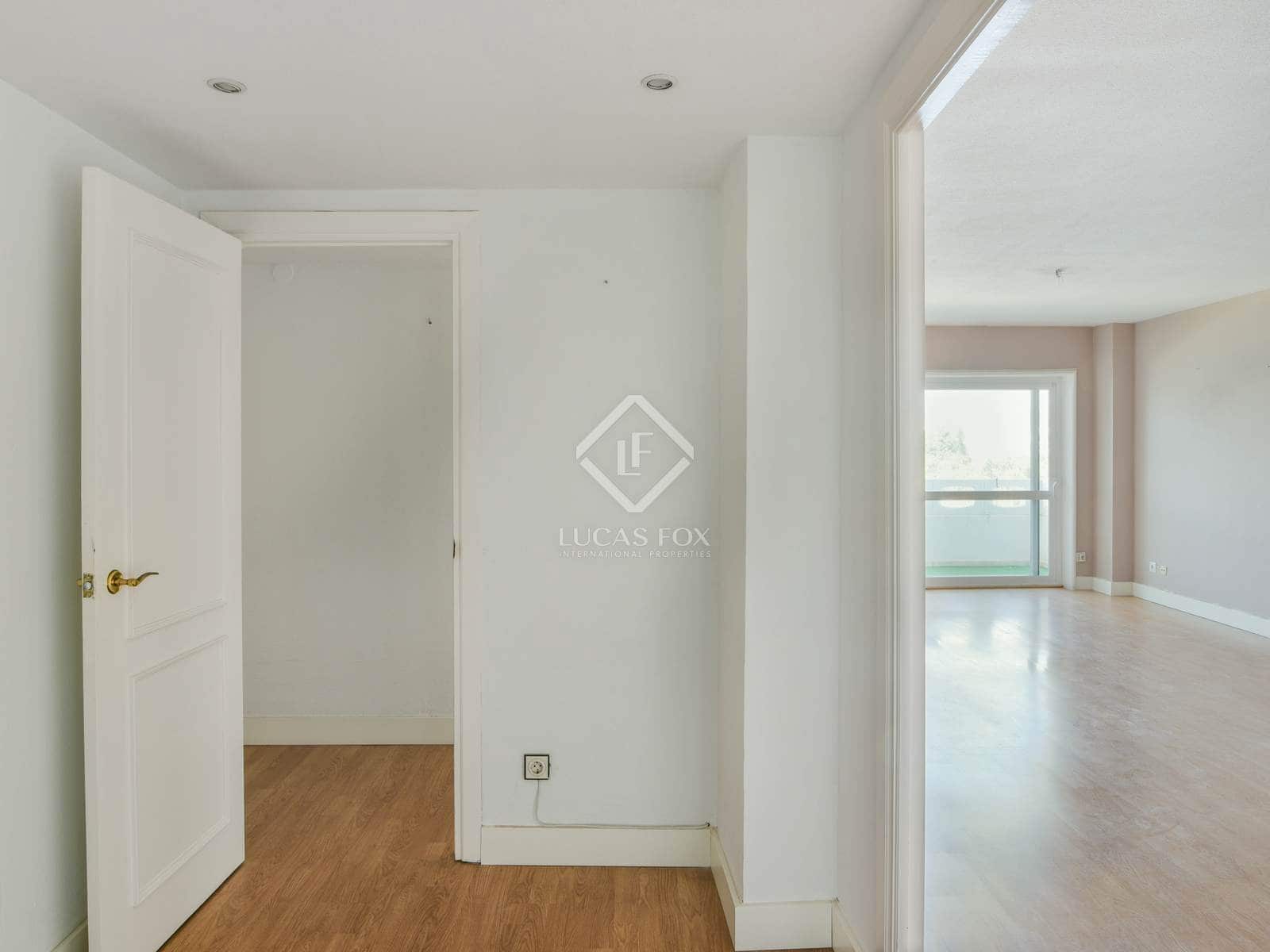 4 soveværelse Lejlighed til salg i Malaga by med garage - € 1.200.000 (Ref: 8524512)