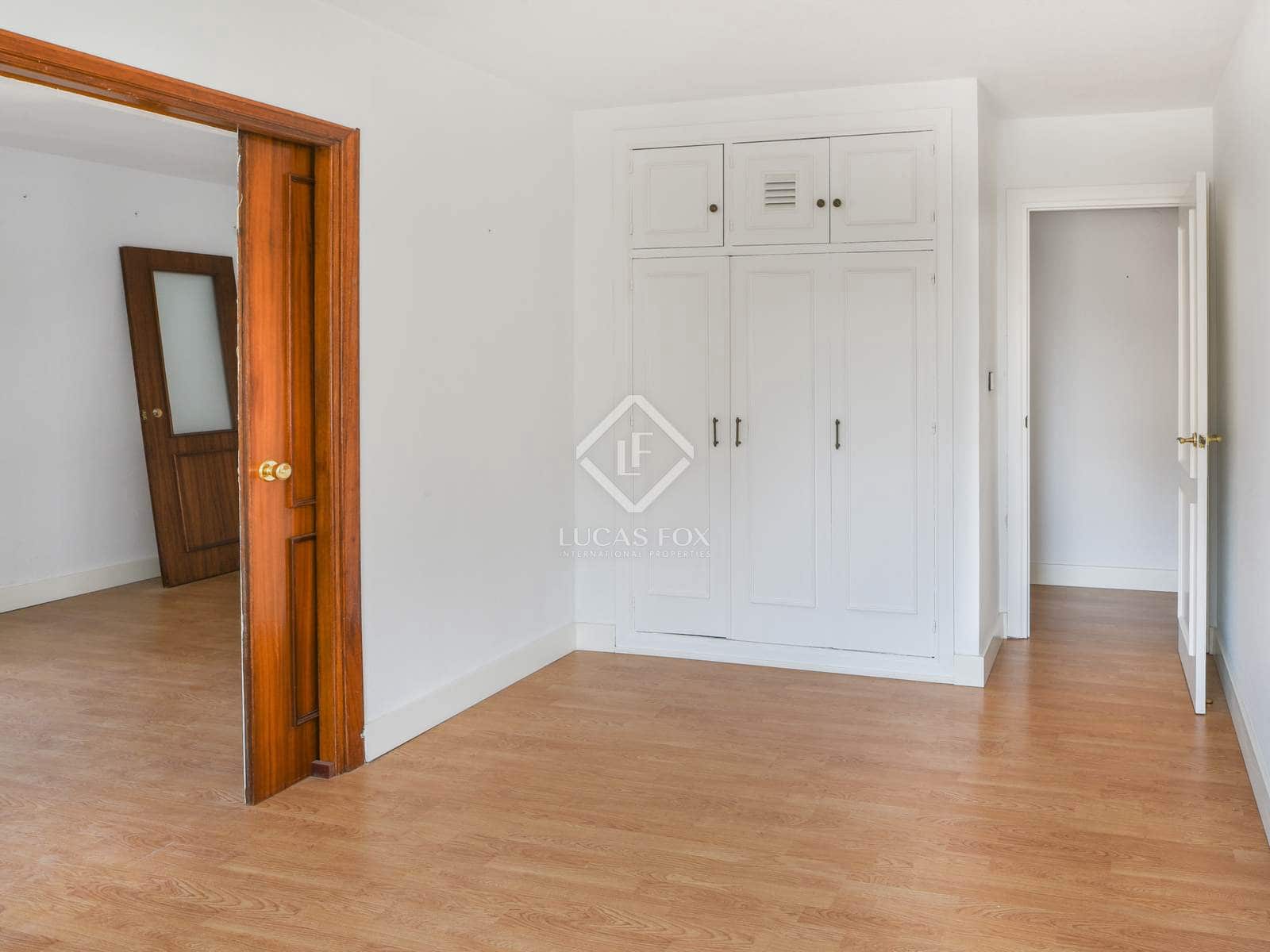 4 soveværelse Lejlighed til salg i Malaga by med garage - € 1.200.000 (Ref: 8524512)