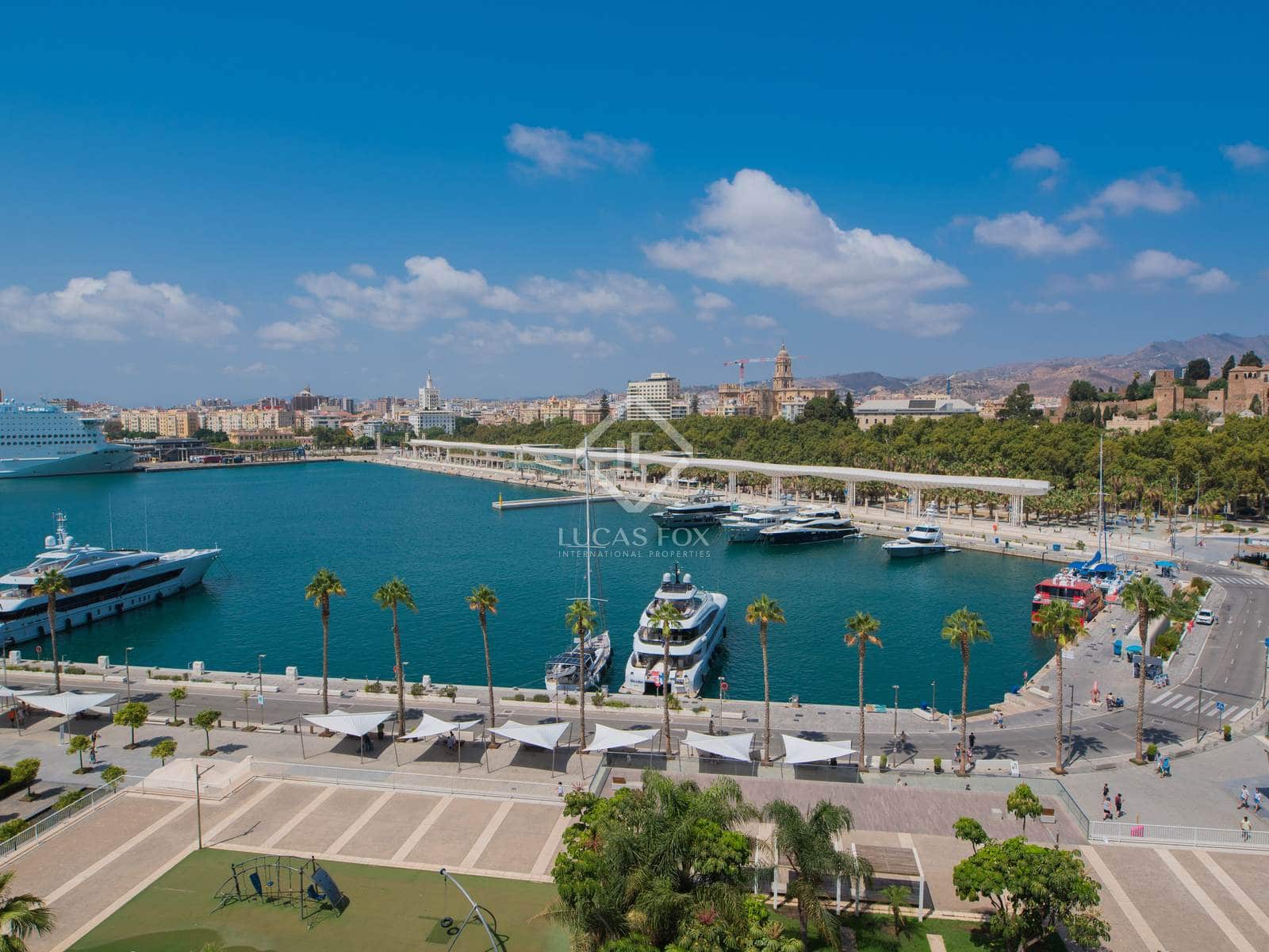 4 soveværelse Lejlighed til salg i Malaga by med garage - € 1.200.000 (Ref: 8524512)