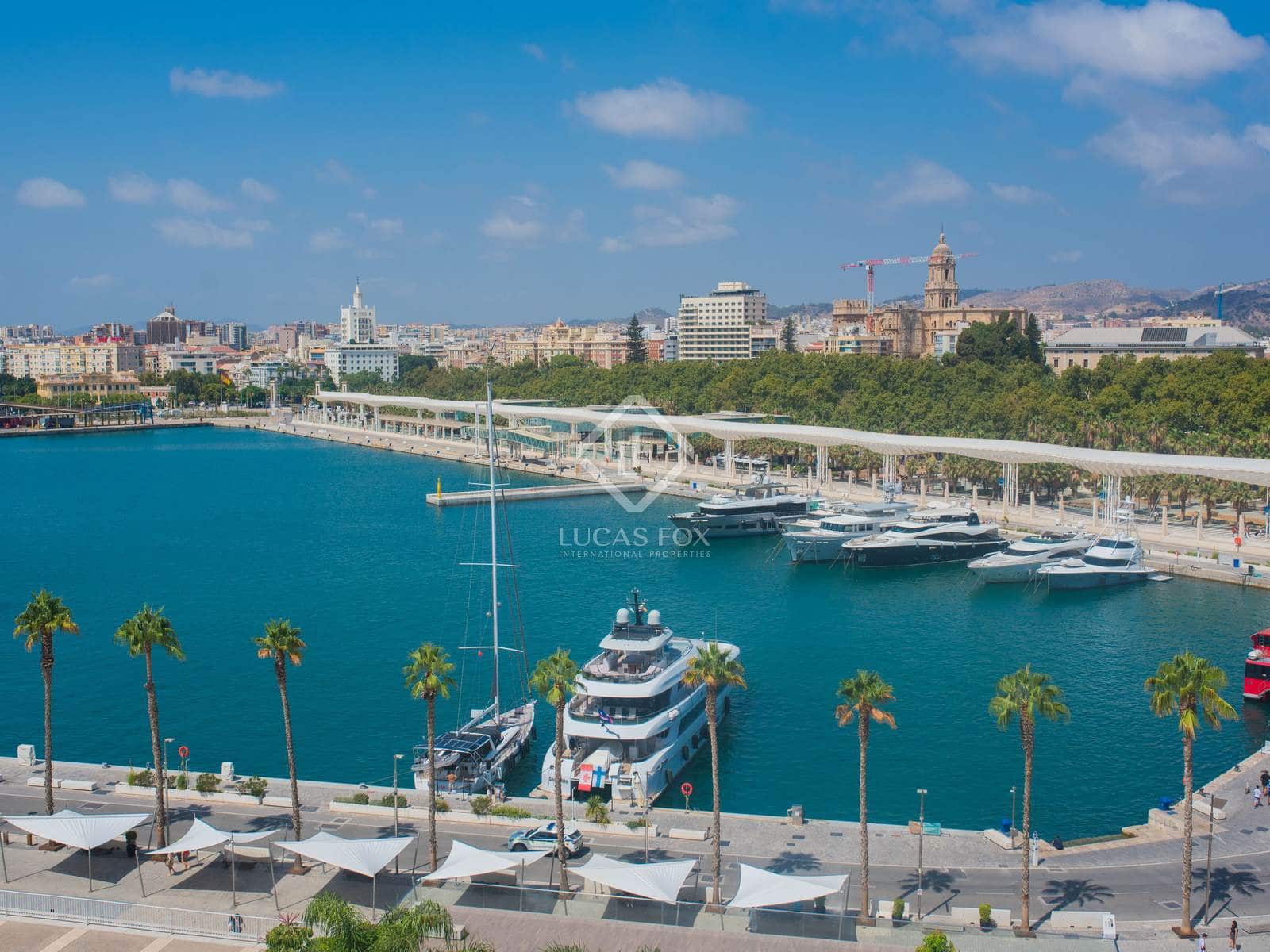 4 soveværelse Lejlighed til salg i Malaga by med garage - € 1.200.000 (Ref: 8524512)