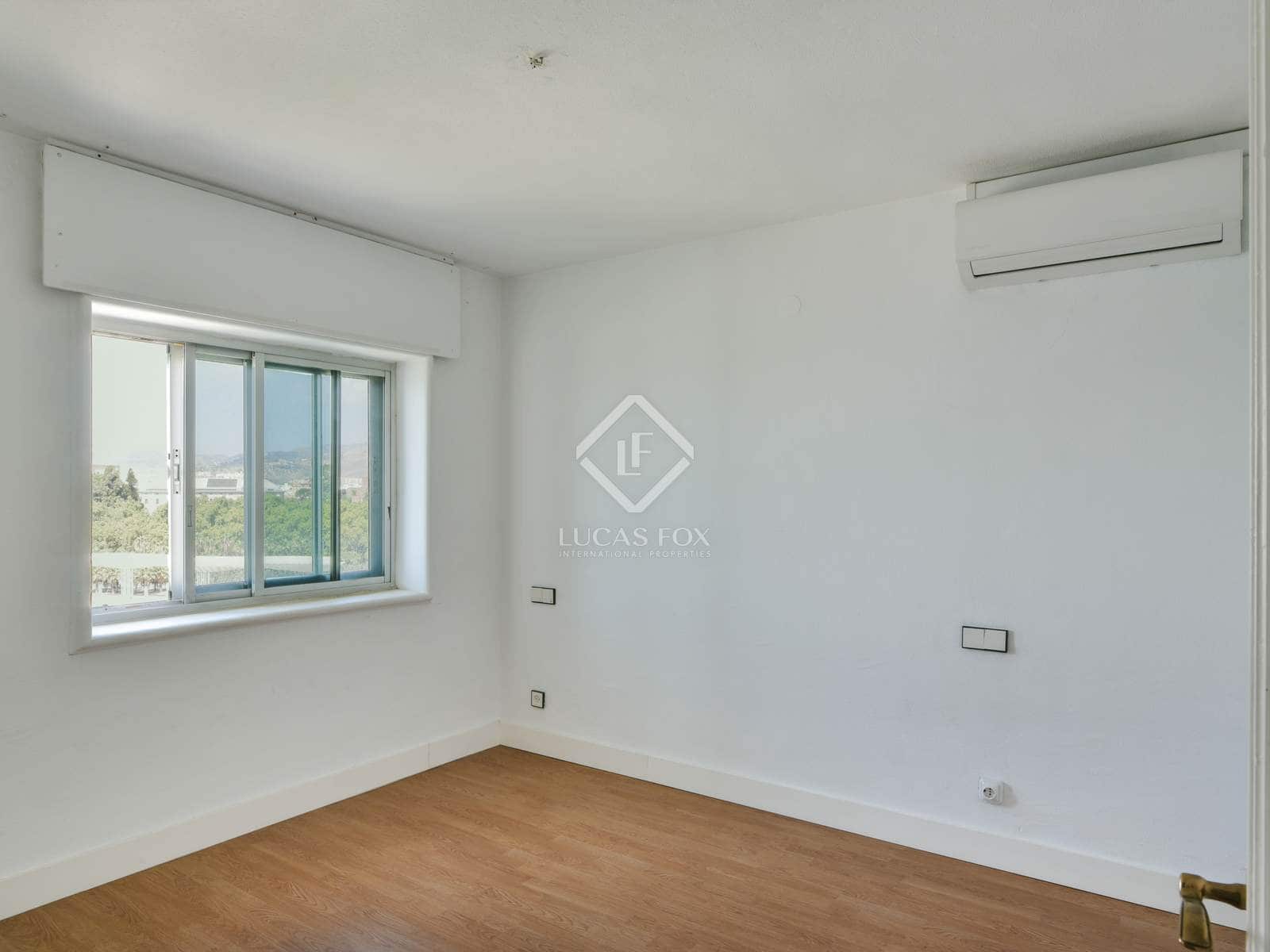 4 soveværelse Lejlighed til salg i Malaga by med garage - € 1.200.000 (Ref: 8524512)