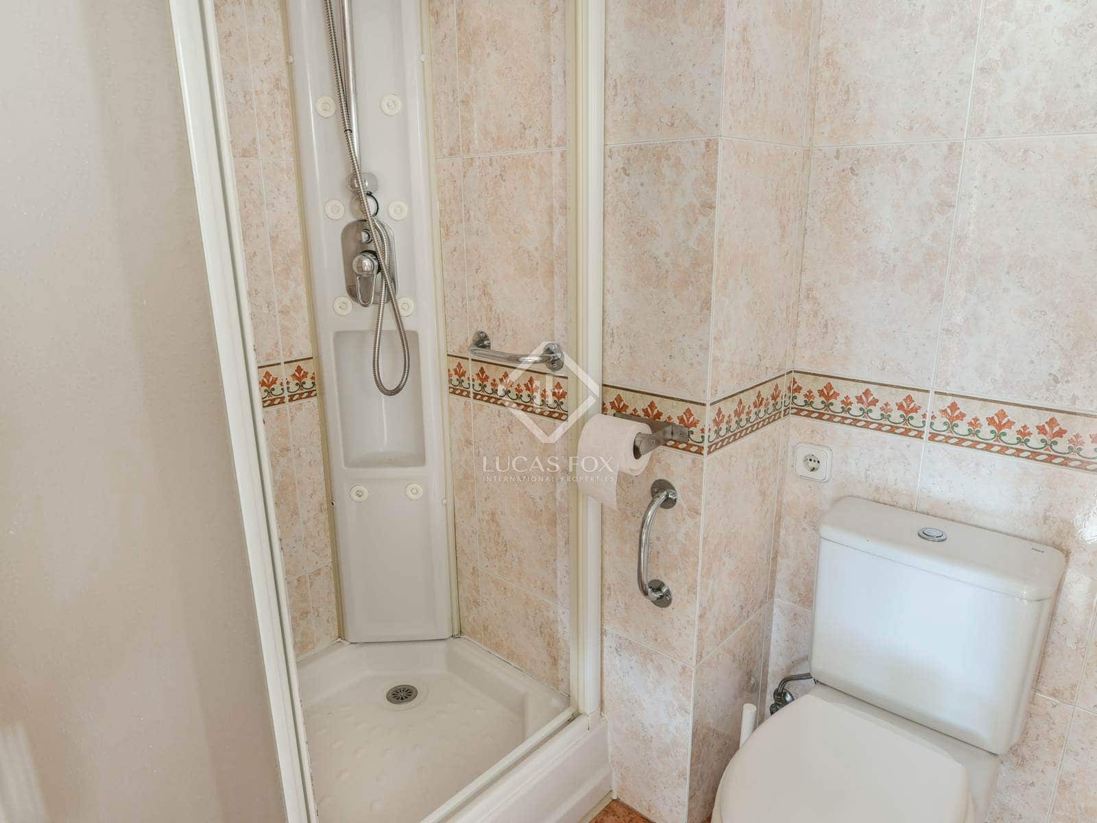 4 soveværelse Lejlighed til salg i Malaga by med garage - € 1.200.000 (Ref: 8524512)