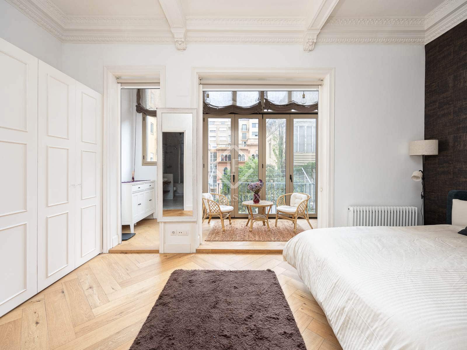 3 slaapkamer Appartement te huur in Barcelona stad - € 3.500 (Ref: 8524648)