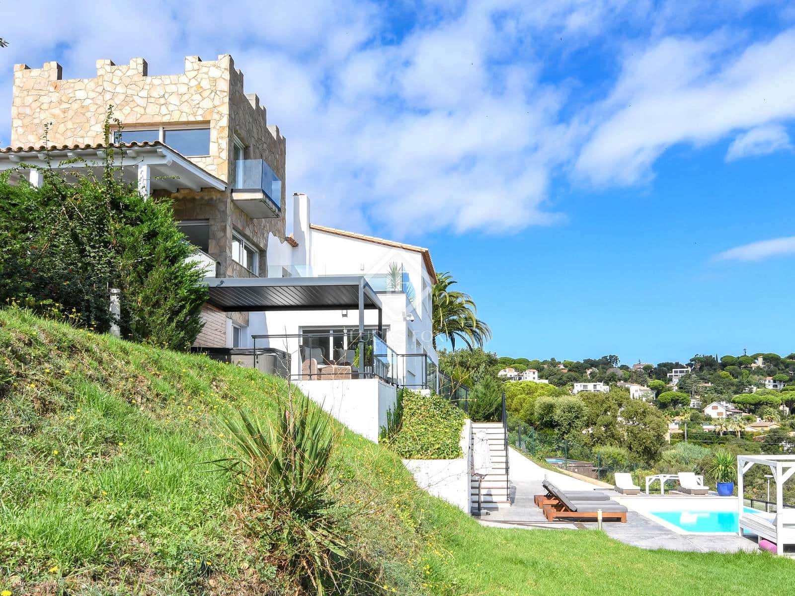 7 soverom Villa til salgs i Calonge i Sant Antoni med svømmebasseng garasje - € 1 300 000 (Ref: 8525118)