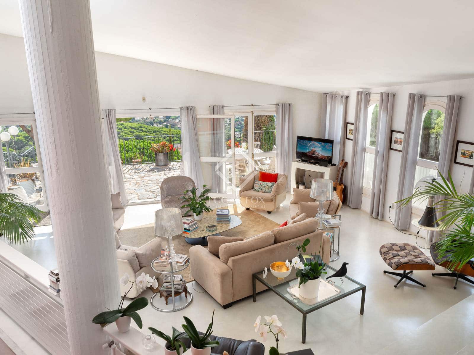 6 slaapkamer Villa te koop in Platja d'Aro met zwembad garage - € 1.200.000 (Ref: 8528229)