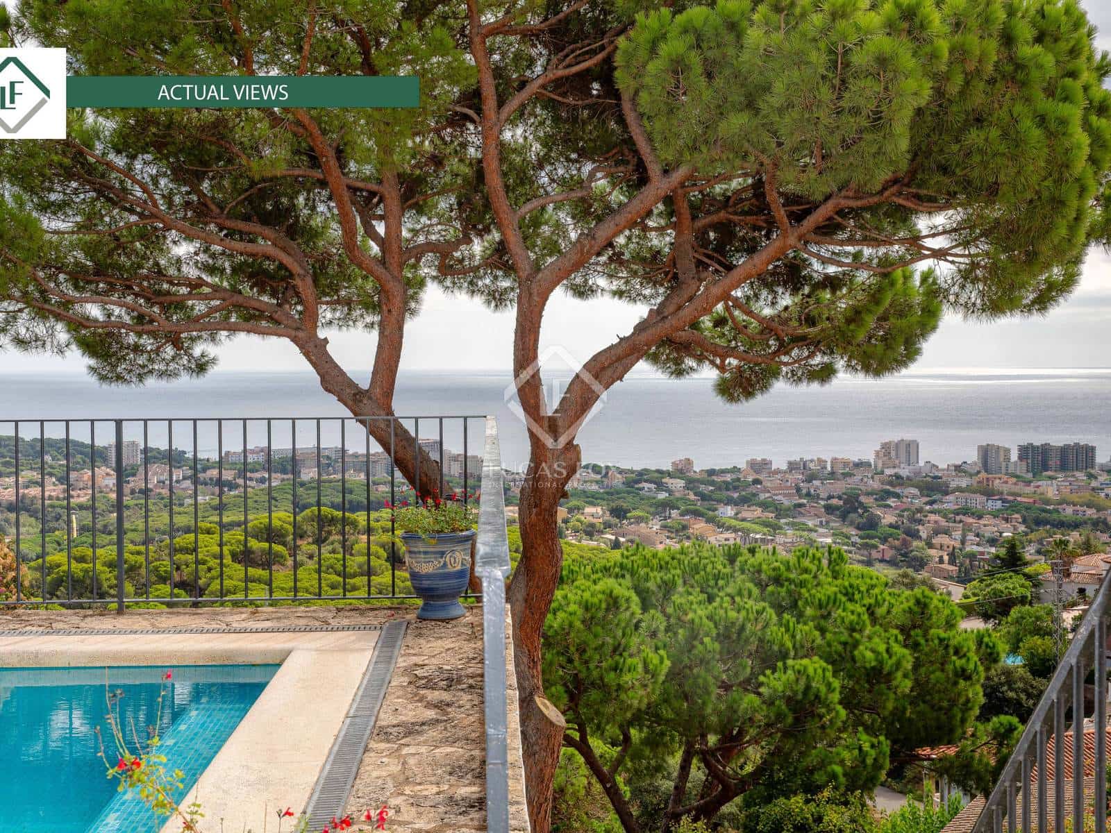 6 slaapkamer Villa te koop in Platja d'Aro met zwembad garage - € 1.200.000 (Ref: 8528229)