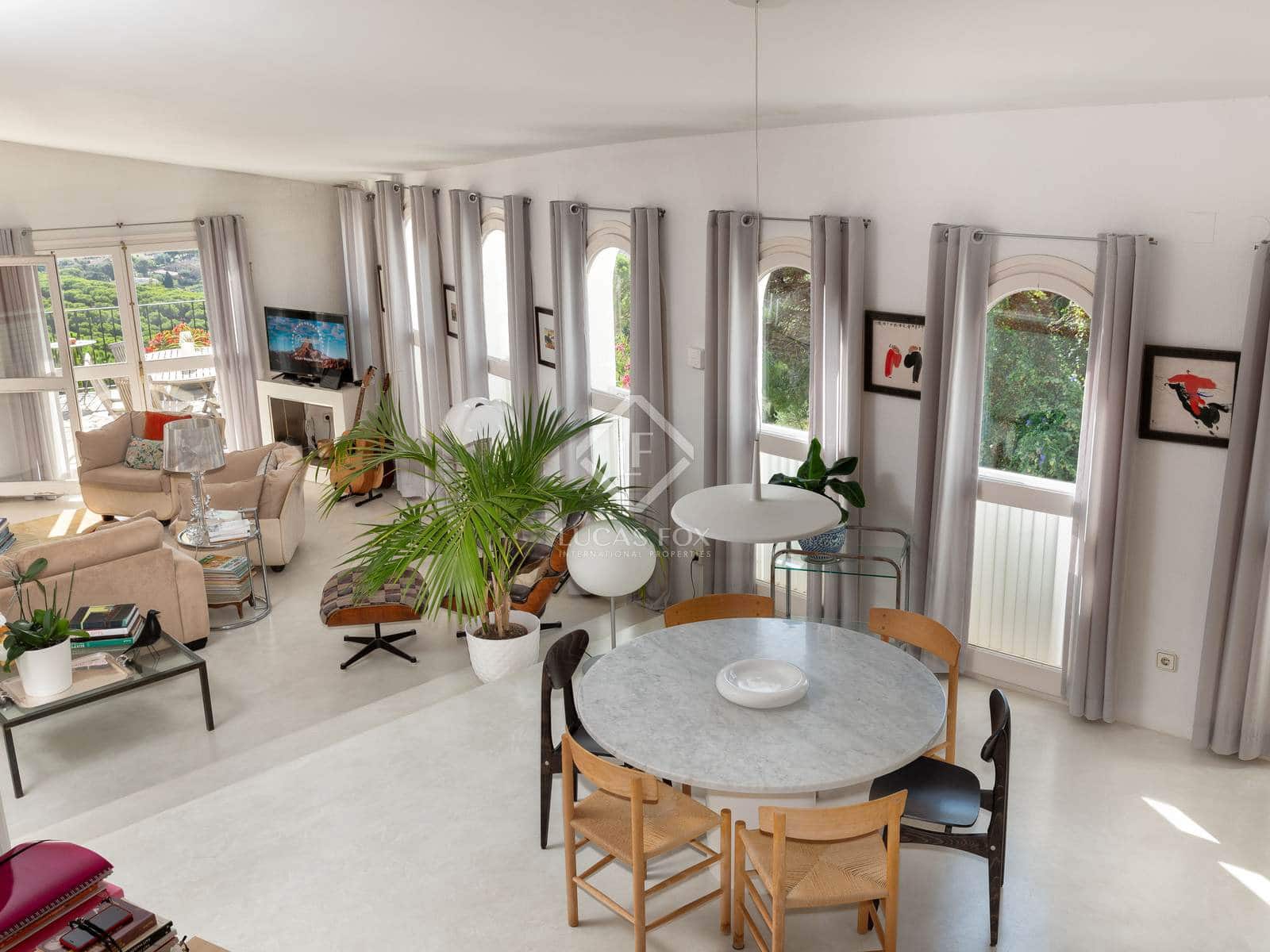 6 slaapkamer Villa te koop in Platja d'Aro met zwembad garage - € 1.200.000 (Ref: 8528229)