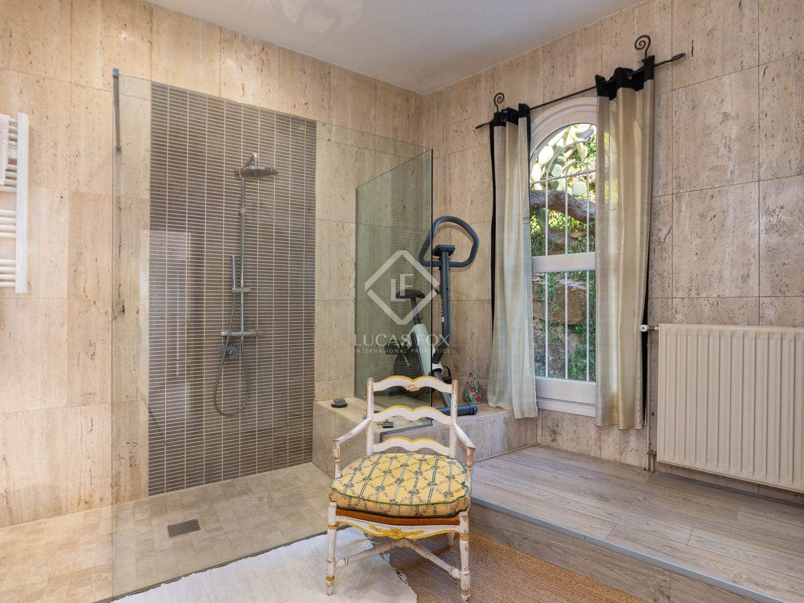 6 slaapkamer Villa te koop in Platja d'Aro met zwembad garage - € 1.200.000 (Ref: 8528229)