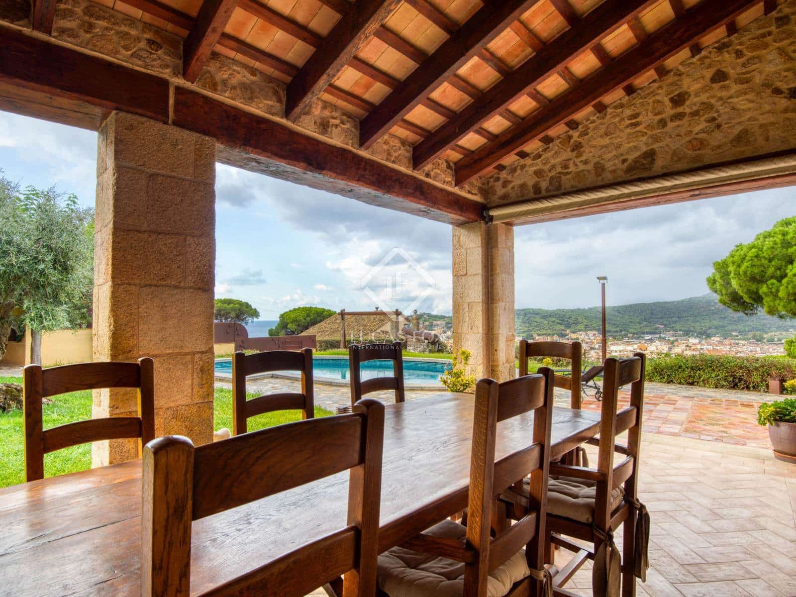 4 slaapkamer Villa te koop in Sant Feliu de Guixols met zwembad garage - € 2.800.000 (Ref: 8528875)